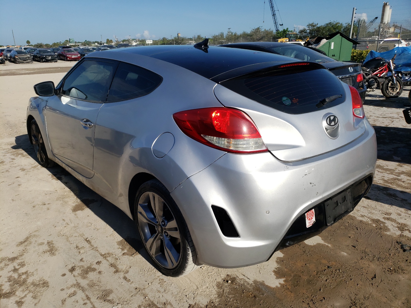 Photo 3 from auction – 2013 HYUNDAI VELOSTER with VIN KMHTC6AD1DU101471