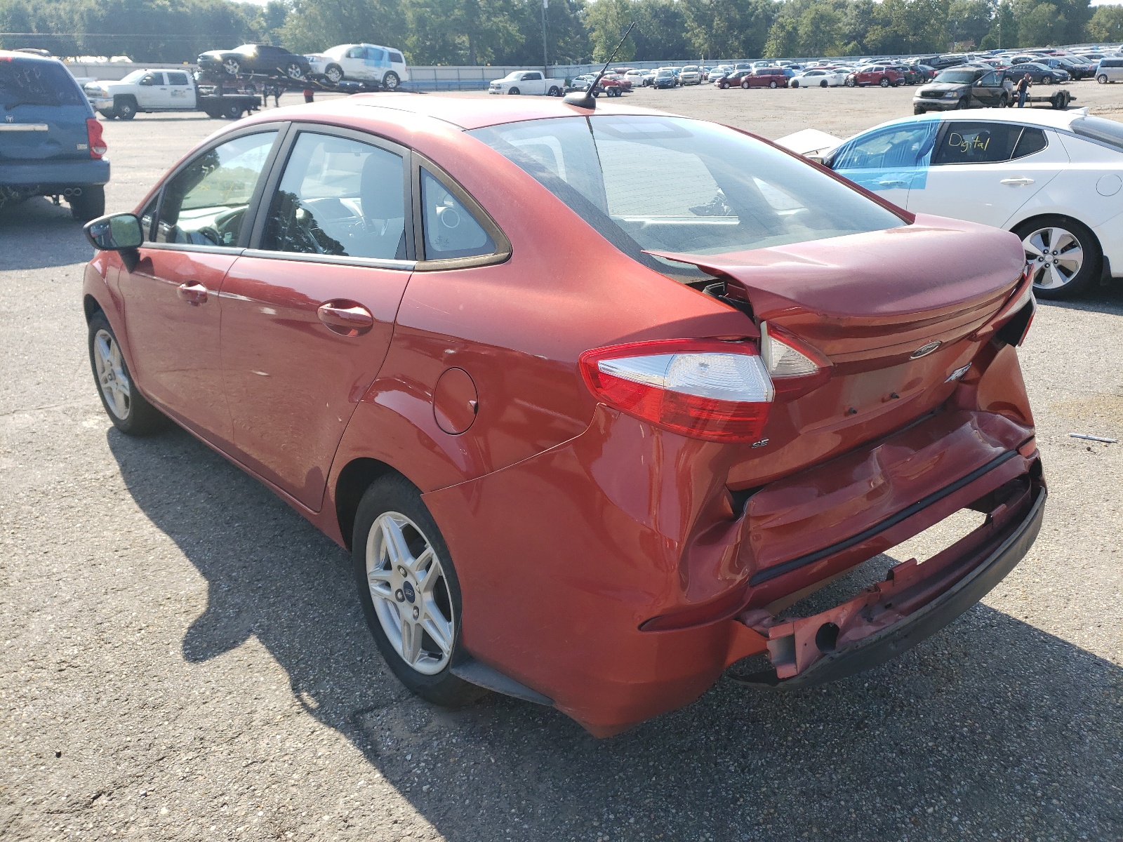 Photo 3 from auction – 2018 FORD FIESTA SE with VIN 3FADP4BJ2JM145040