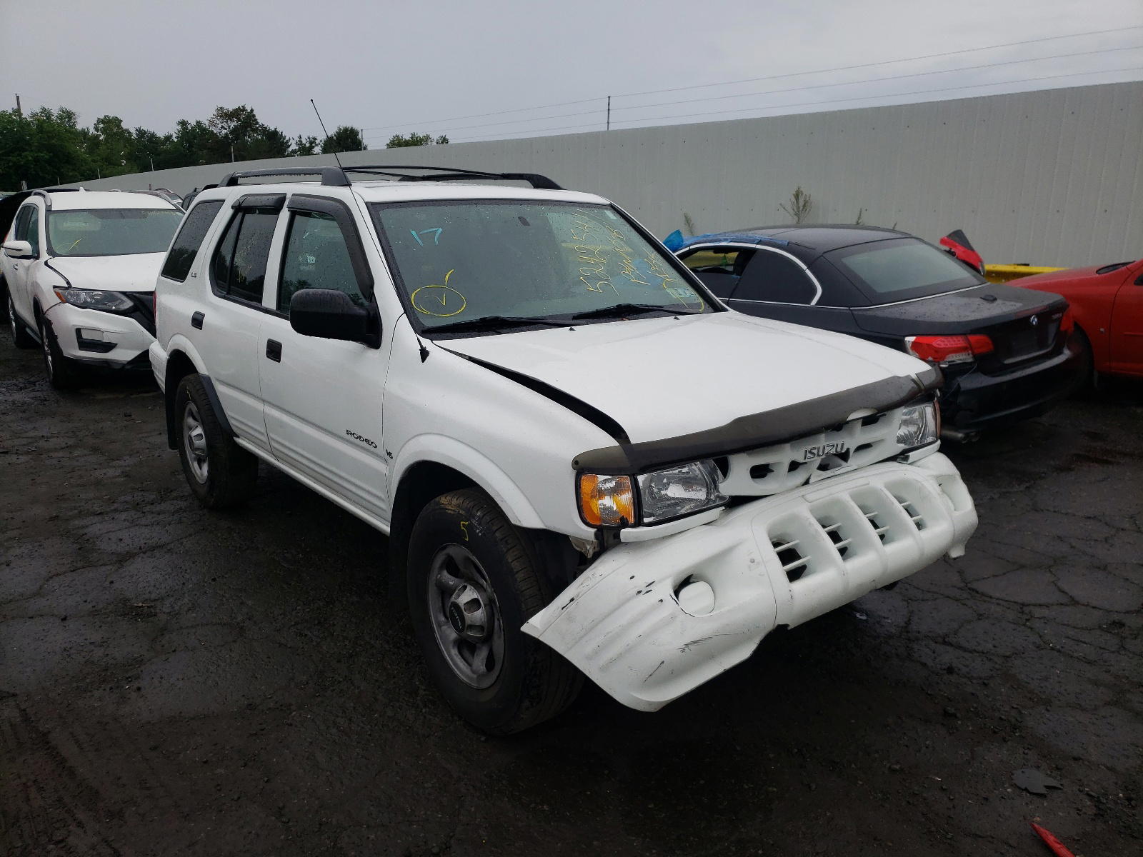 ISUZU RODEO S 2001 with VIN 4S2DM58W314353553 - Photo from auction