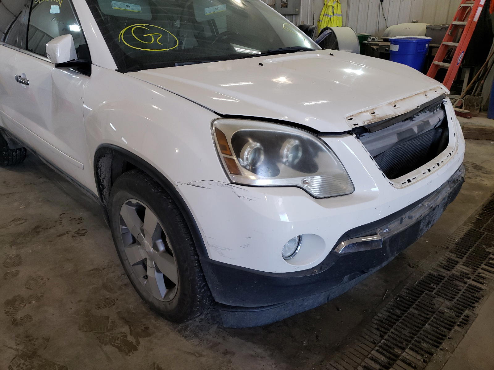 Photo 9 from auction – 2011 GMC ACADIA SLT with VIN 1GKKVREDXBJ391024