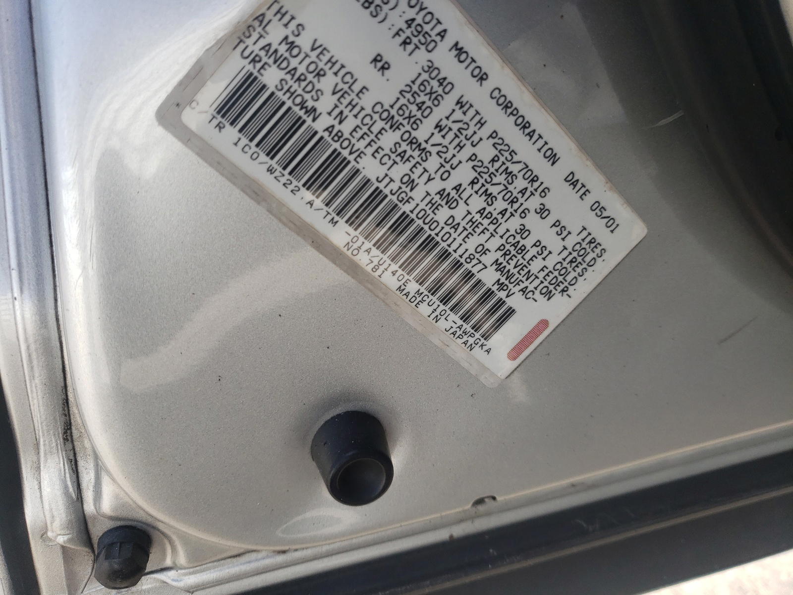 Photo 10 from auction – 2001 LEXUS RX 300 with VIN JTJGF10U010111877