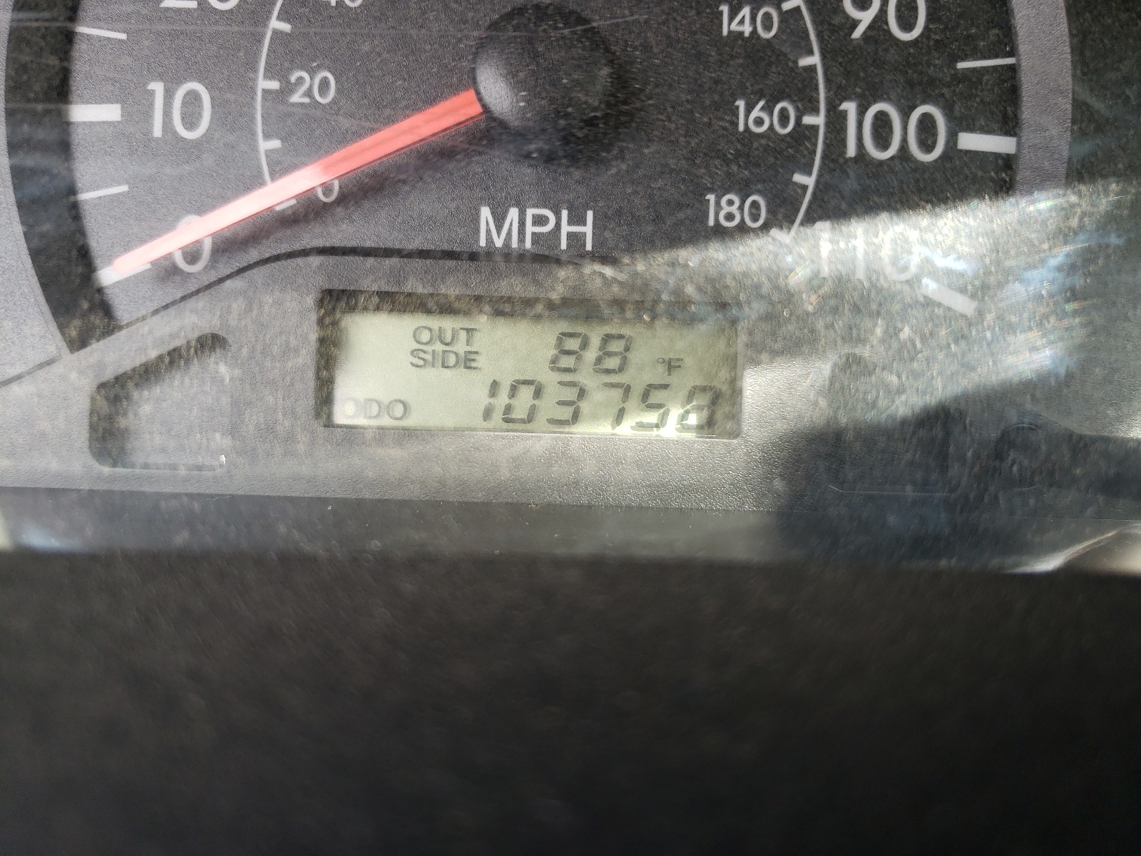 Photo 8 from auction – 2005 TOYOTA COROLLA CE with VIN JTDBR32E150054164