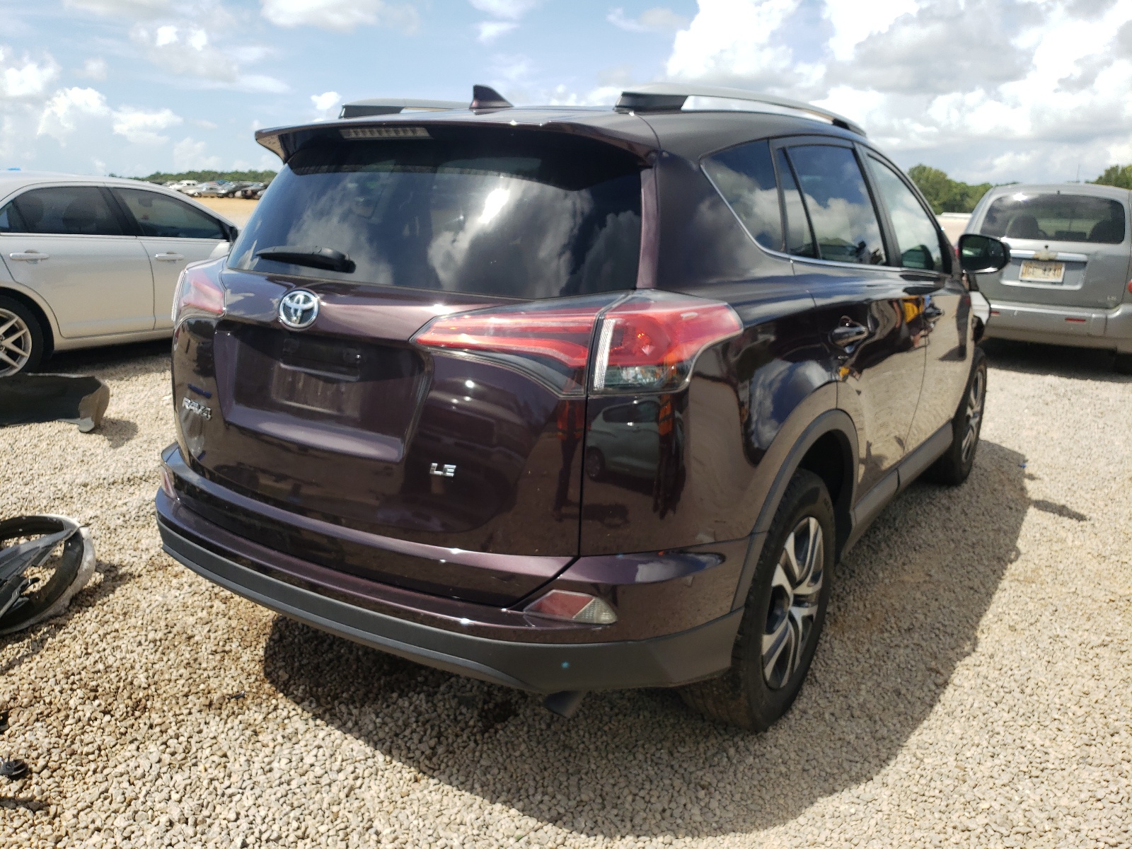 Photo 4 from auction – 2016 TOYOTA RAV4 LE with VIN 2T3ZFREV2GW248786