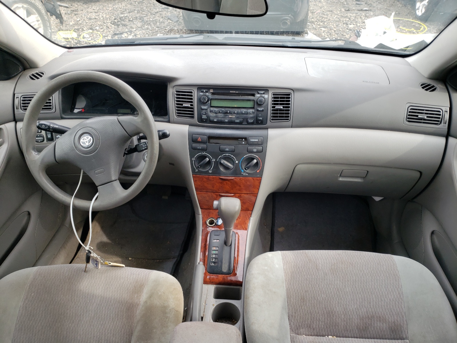 Photo 9 from auction – 2007 TOYOTA COROLLA with VIN 1NXBR30E27Z905057
