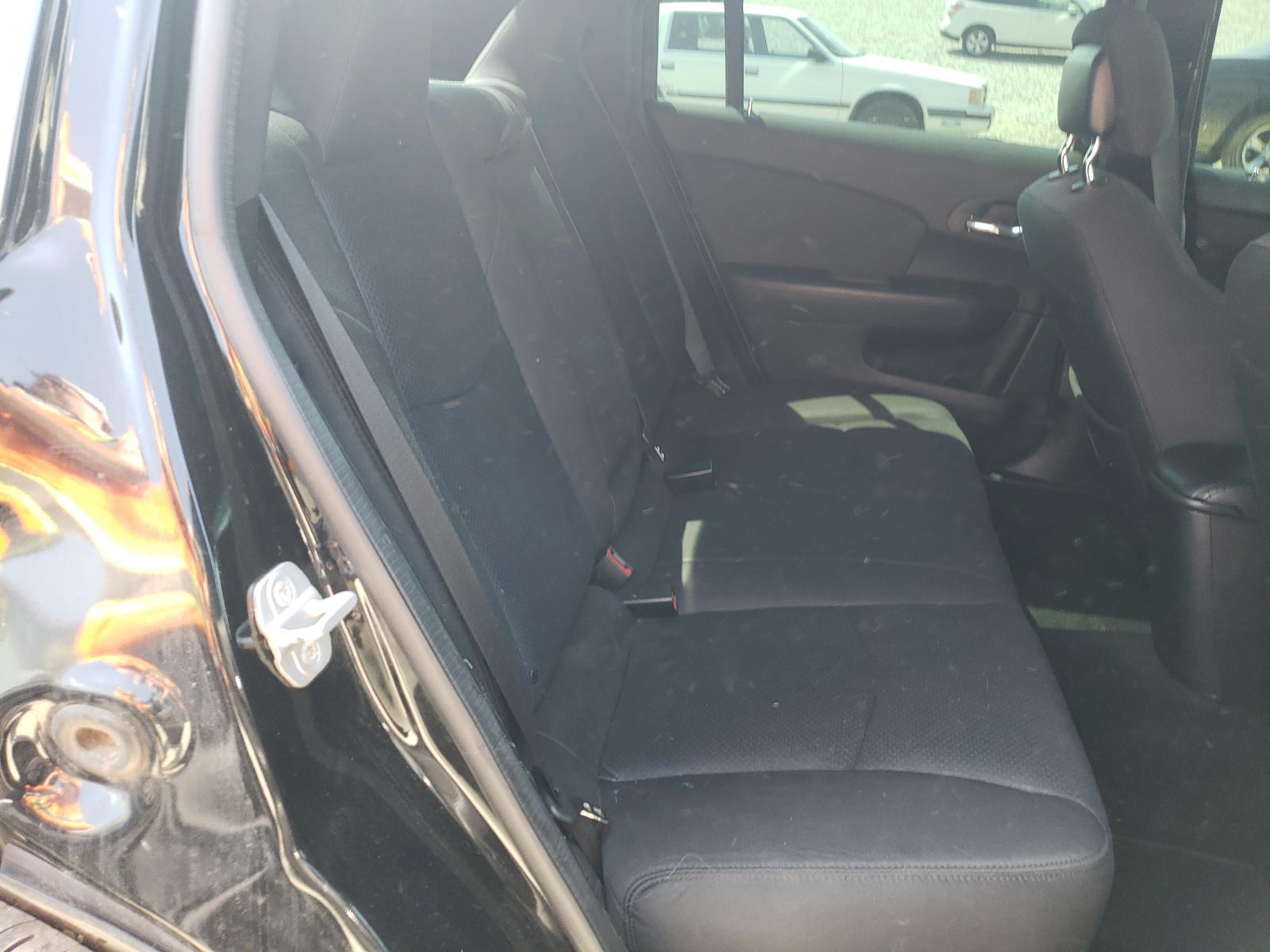 Photo 6 from auction – 2013 CHRYSLER 200 TOURIN with VIN 1C3CCBBG3DN718293
