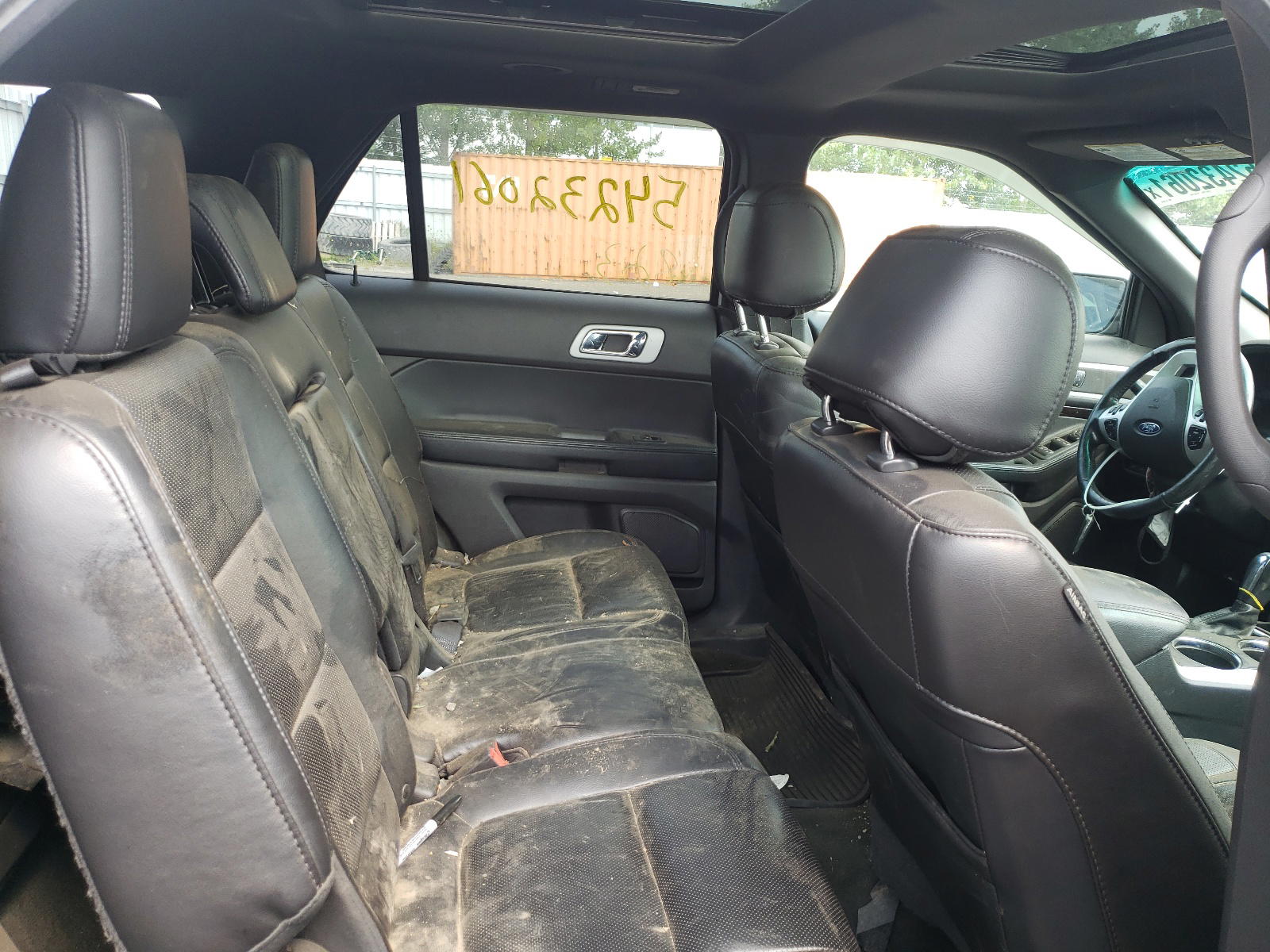 Photo 6 from auction – 2013 FORD EXPLORER L with VIN 1FM5K8F85DGC73939
