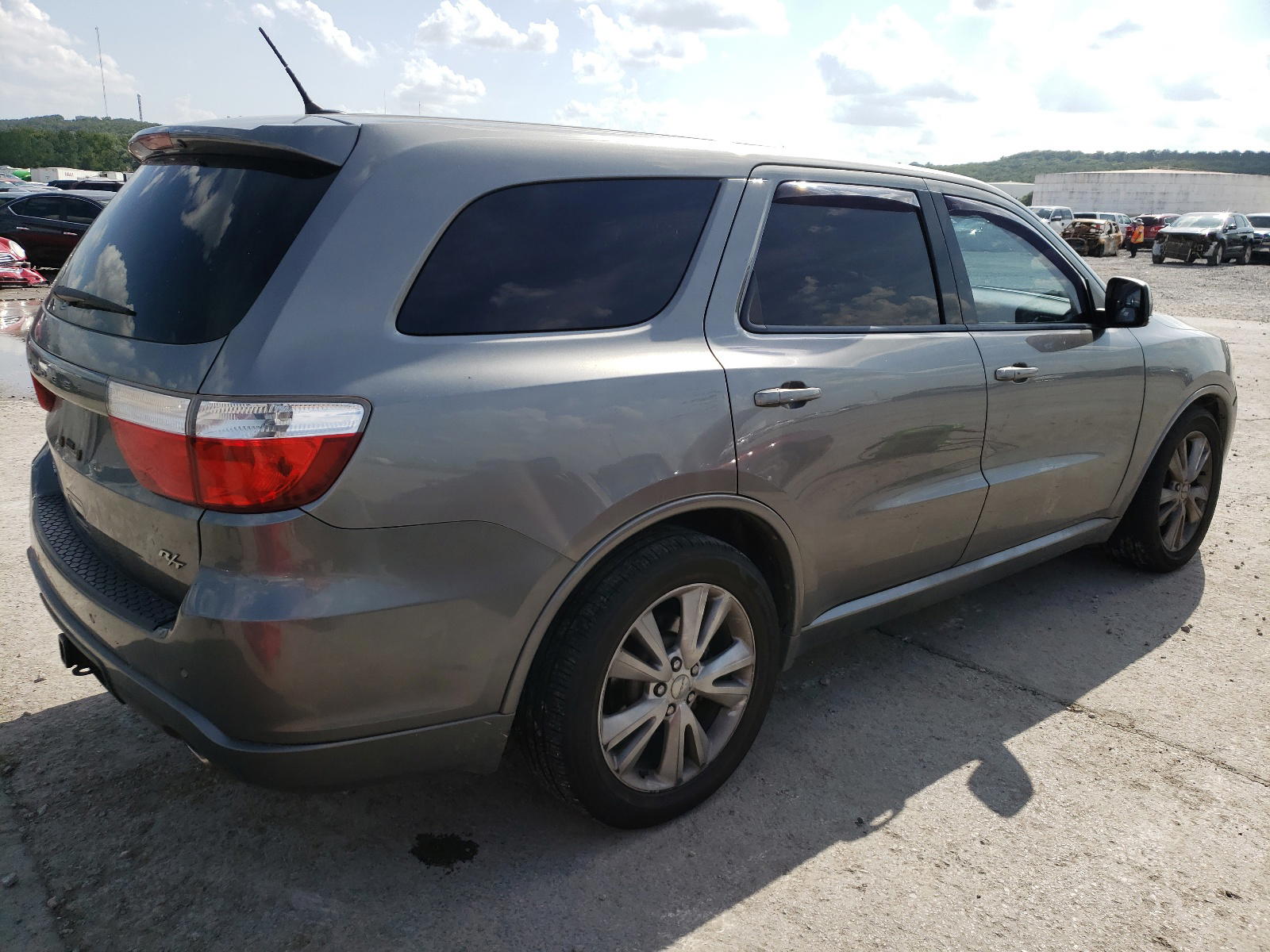 Photo 4 from auction – 2011 DODGE DURANGO R/ with VIN 1D4SE6GT7BC683185