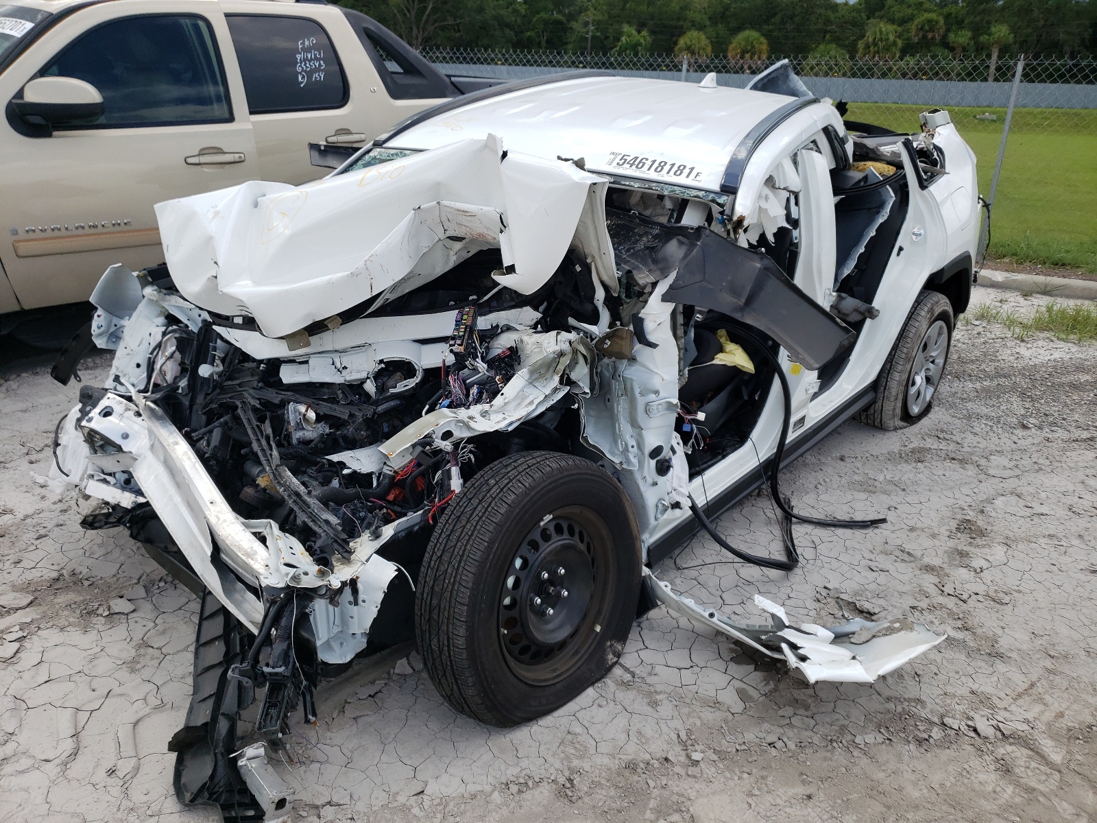 Photo 2 from auction – 2020 TOYOTA RAV4 LE with VIN 2T3H1RFV7LC078445