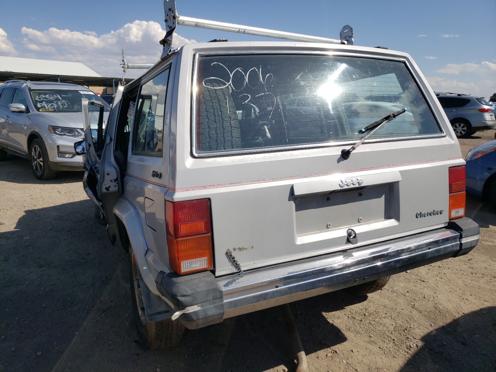 Photo 3 from auction – 1987 JEEP CHEROKEE P with VIN 1JCMR7820HT180241