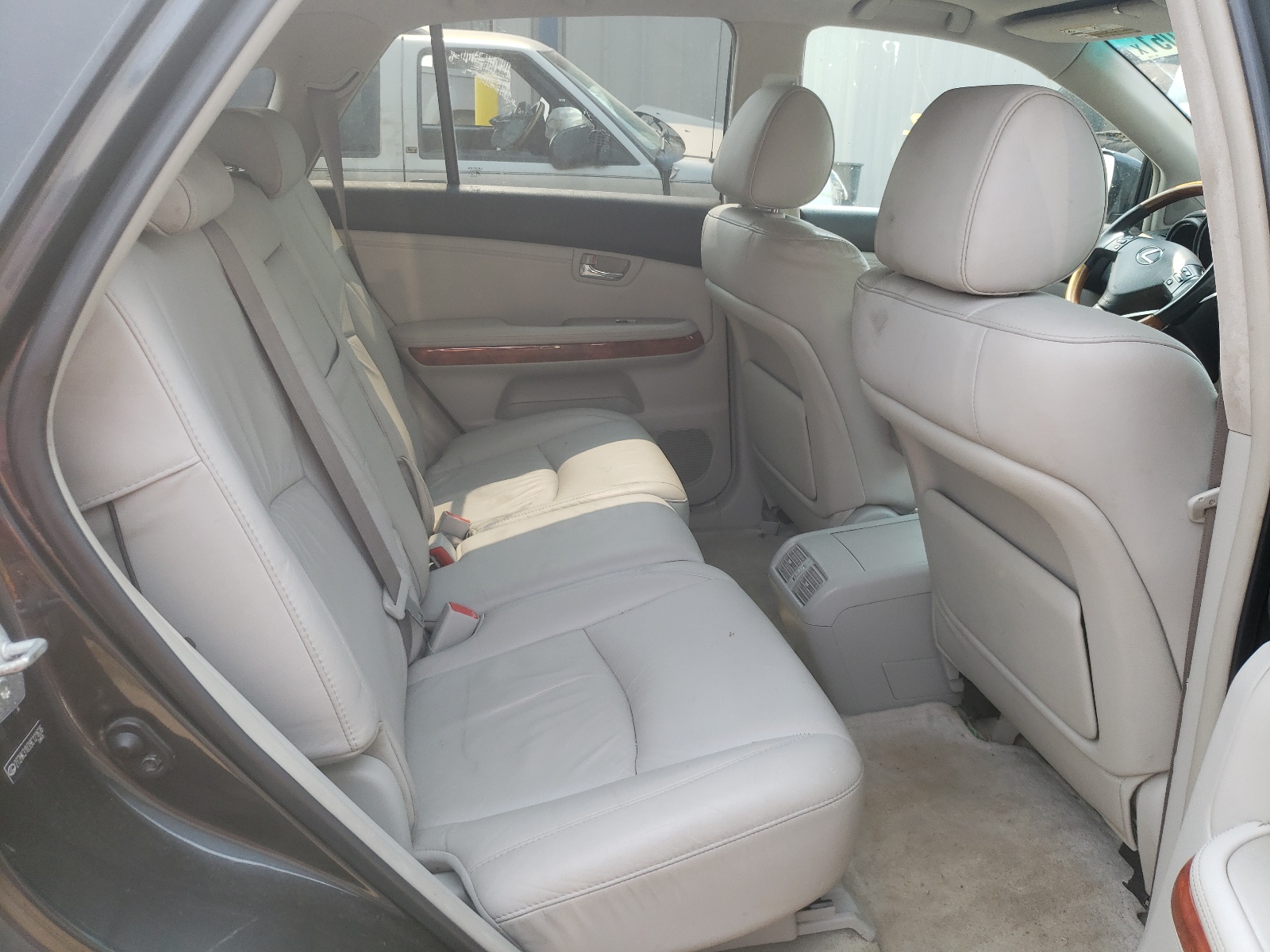 Photo 6 from auction – 2009 LEXUS RX 350 with VIN 2T2HK31U39C121636