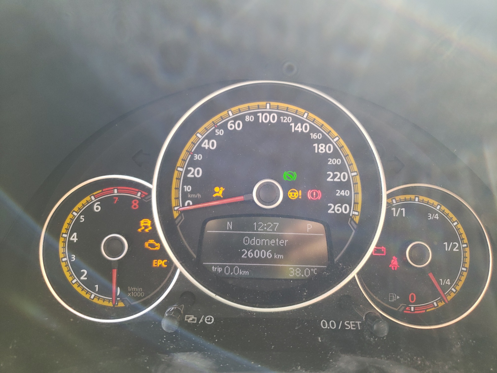 Photo 8 from auction – 2019 VOLKSWAGEN BEETLE DUN with VIN 3VWSD7AT4KM708361