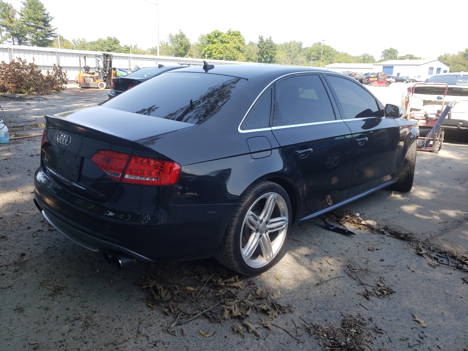 Zdjęcie 4 z aukcji – 2012 AUDI S4 PREMIUM z VIN WAUBGAFL8CA043542
