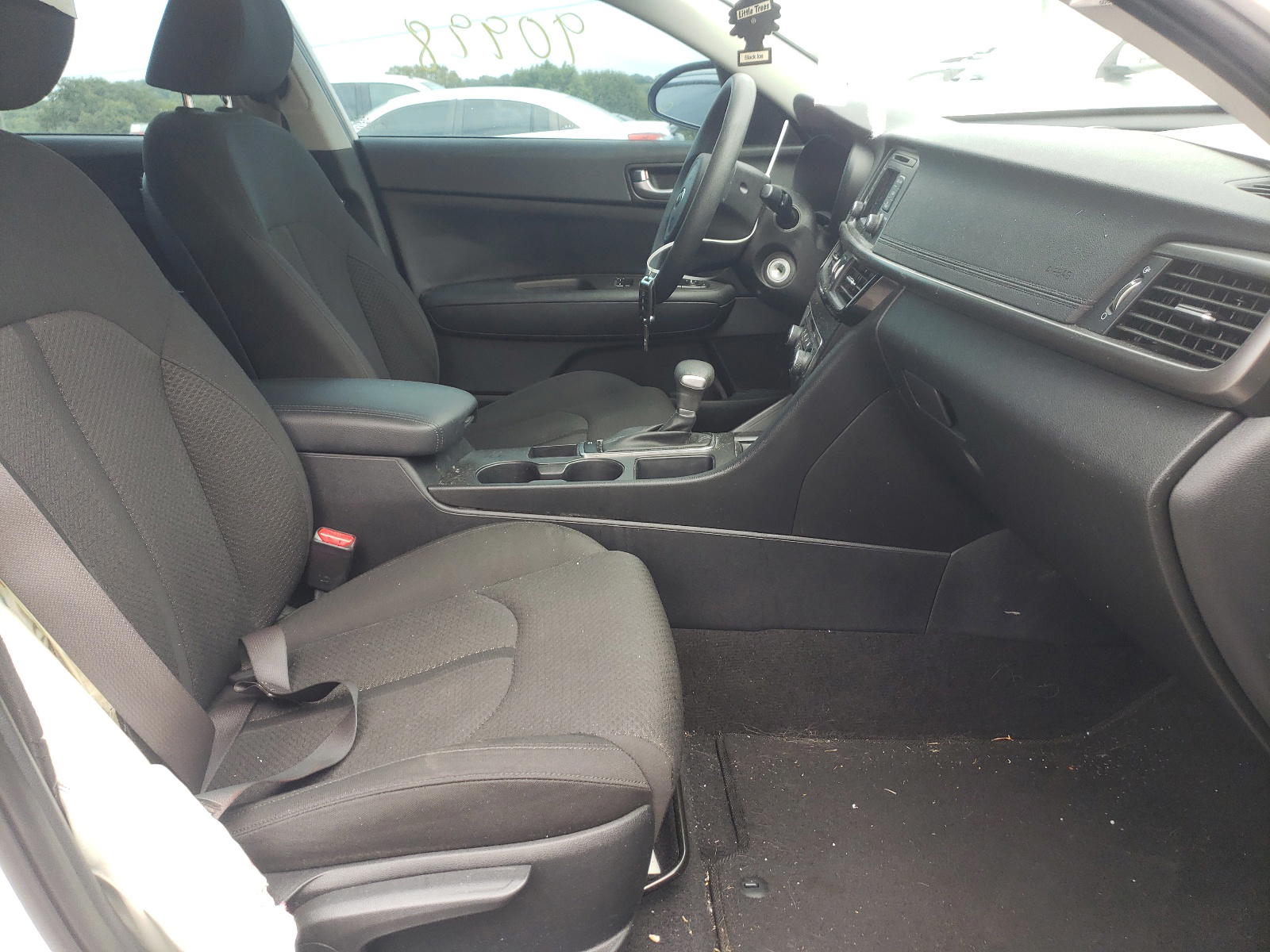 Photo 5 from auction – 2017 KIA OPTIMA LX with VIN KNAGT4L34H5162745
