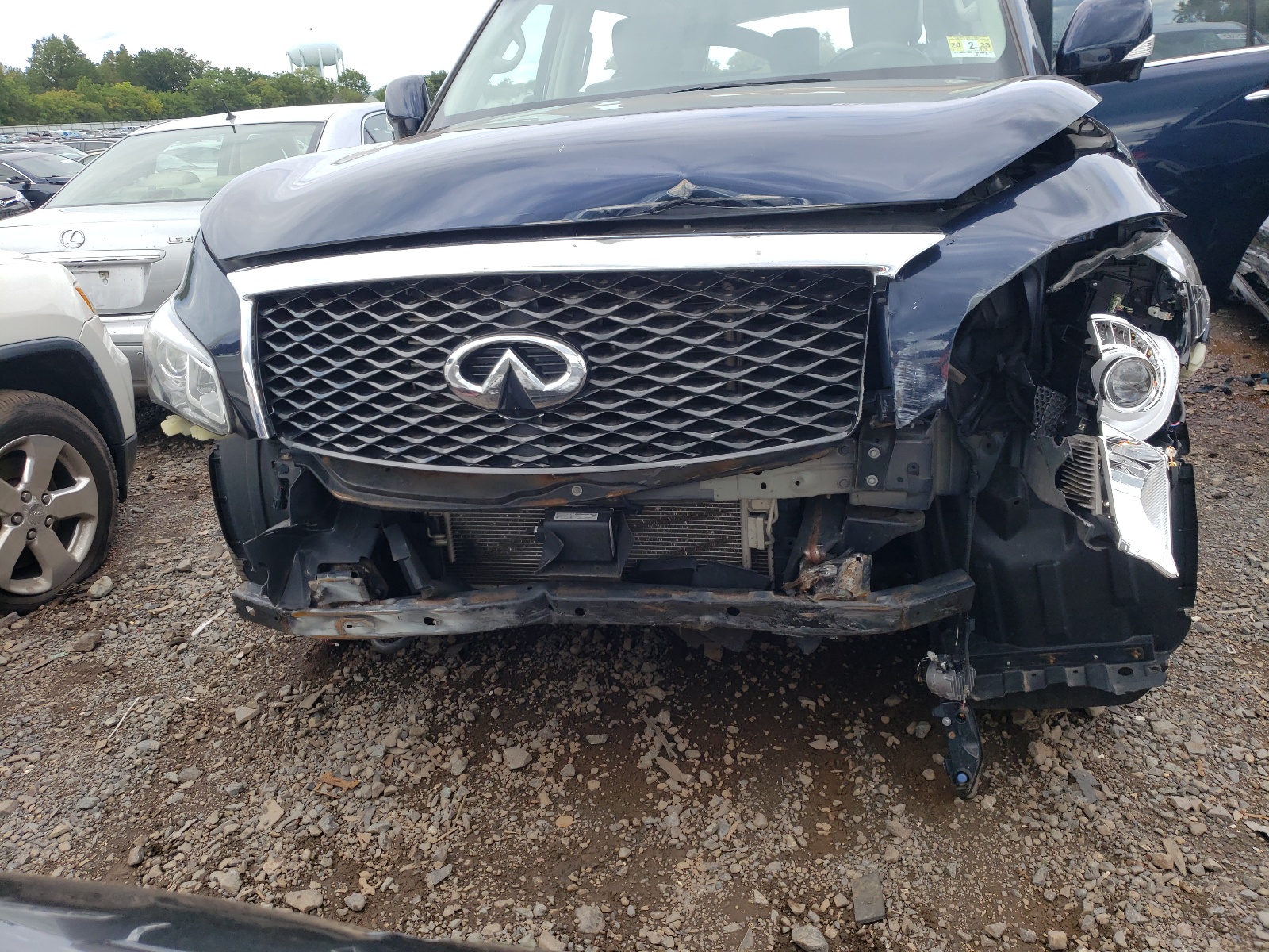 Photo 9 from auction – 2015 INFINITI QX80 with VIN JN8AZ2NC9F9371871