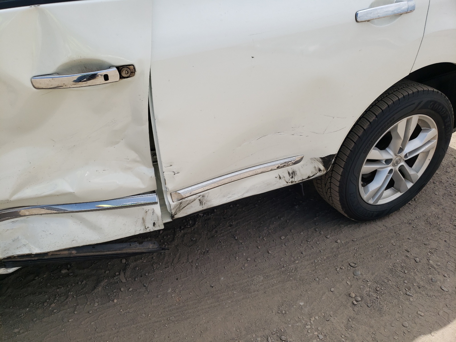 Photo 10 from auction – 2013 NISSAN ROGUE S with VIN JN8AS5MV3DW632340