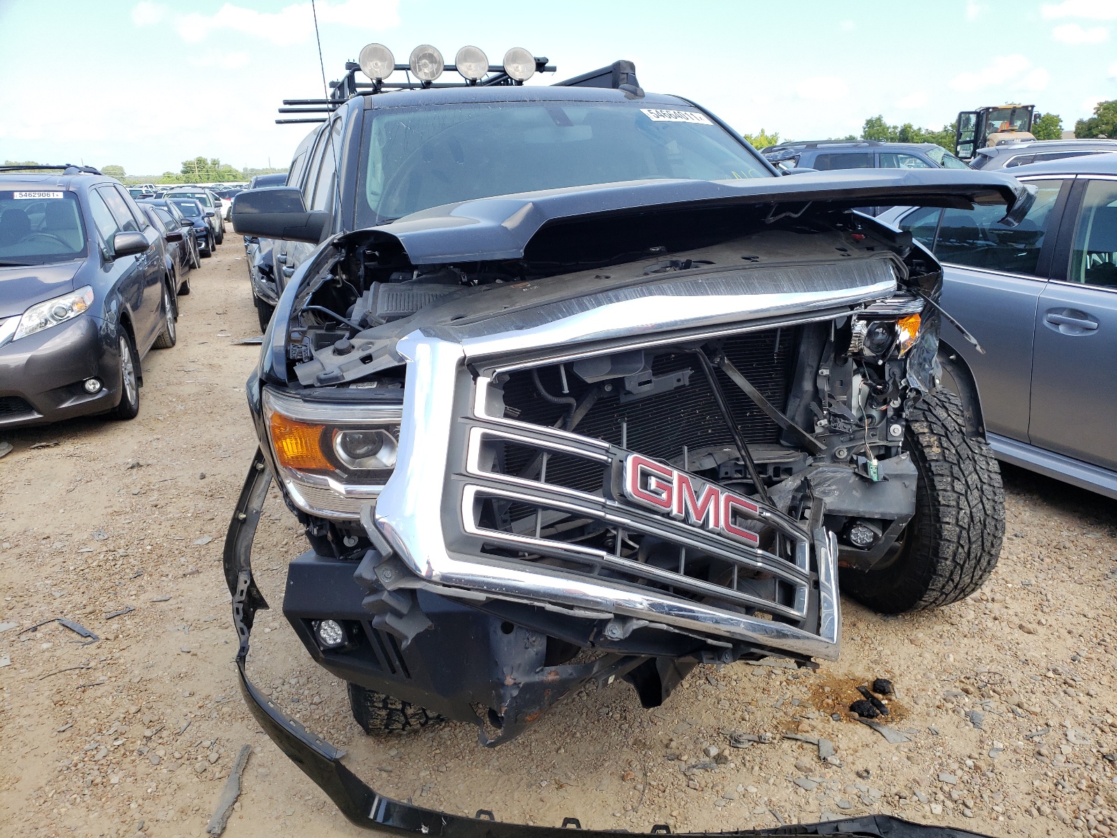 Photo 9 from auction – 2015 GMC SIERRA K15 with VIN 1GTV2UEC2FZ328860