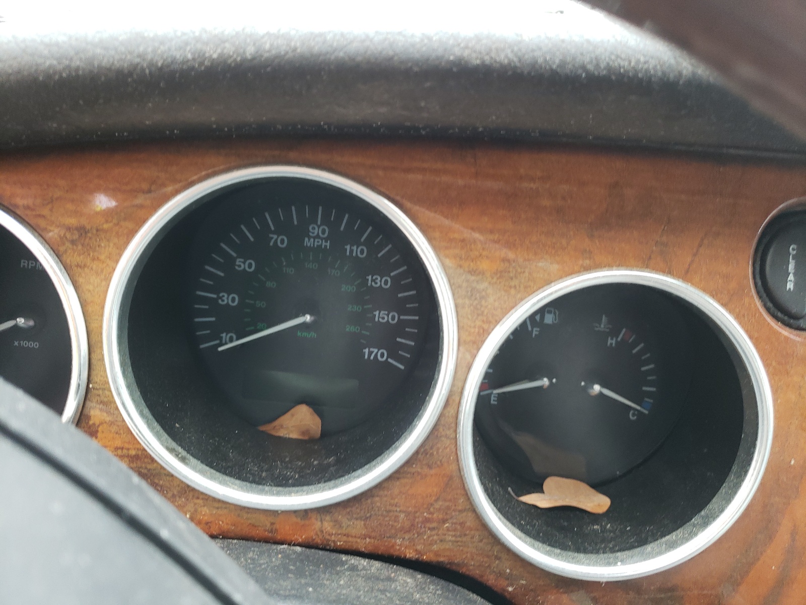 Photo 8 from auction – 2003 JAGUAR XK8 with VIN SAJDA42C432A35764