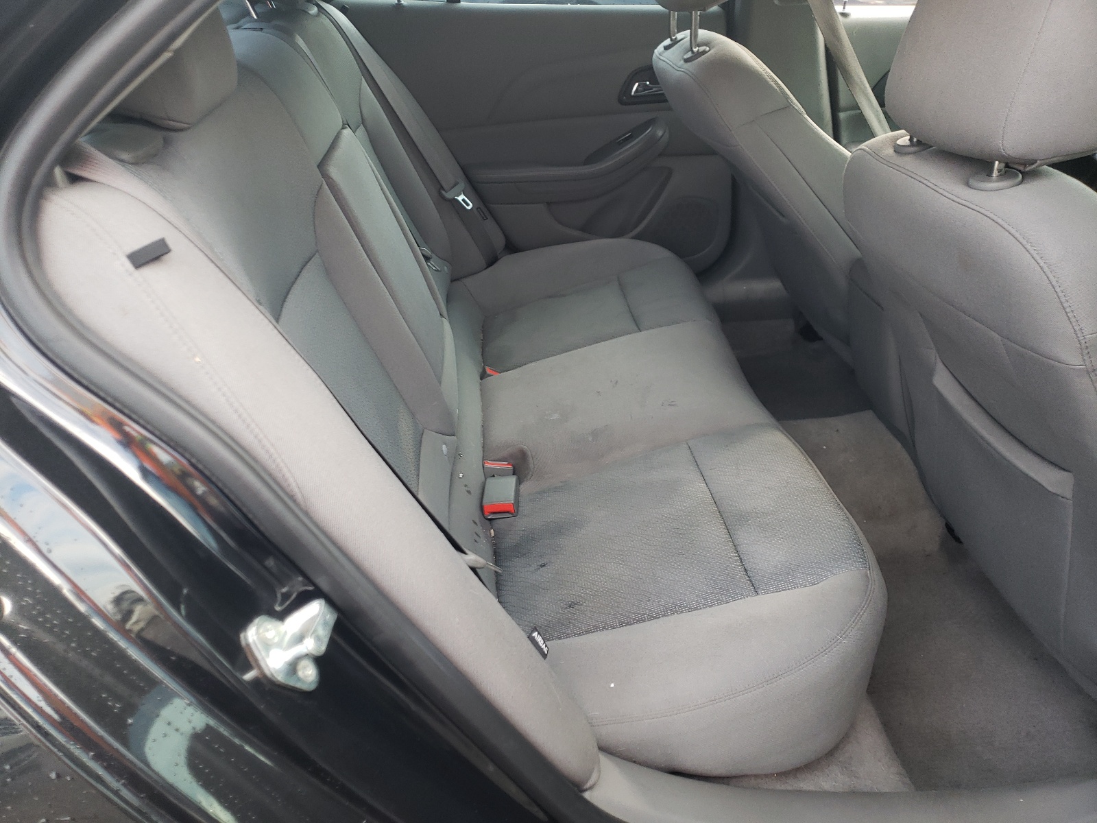 Photo 6 from auction – 2015 CHEVROLET MALIBU LS with VIN 1G11B5SL1FF164942