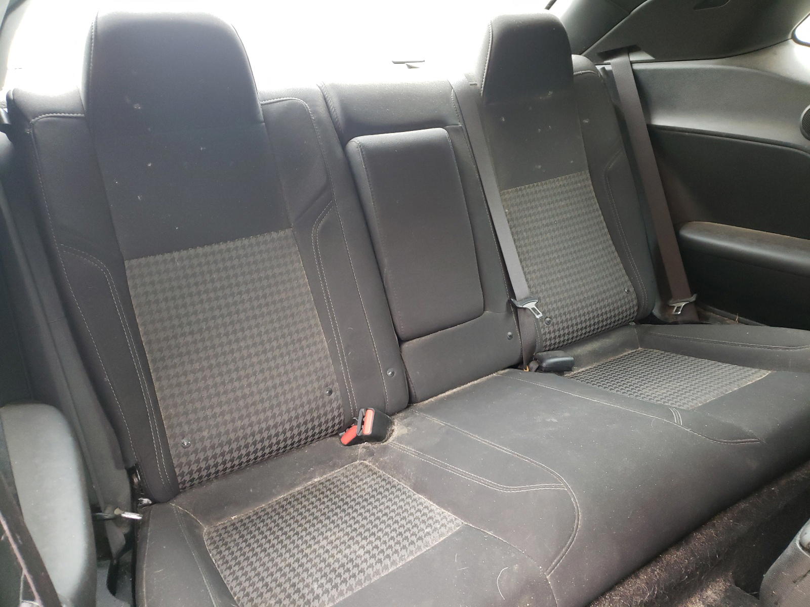 Photo 6 from auction – 2019 DODGE CHALLENGER with VIN 2C3CDZAG3KH680478