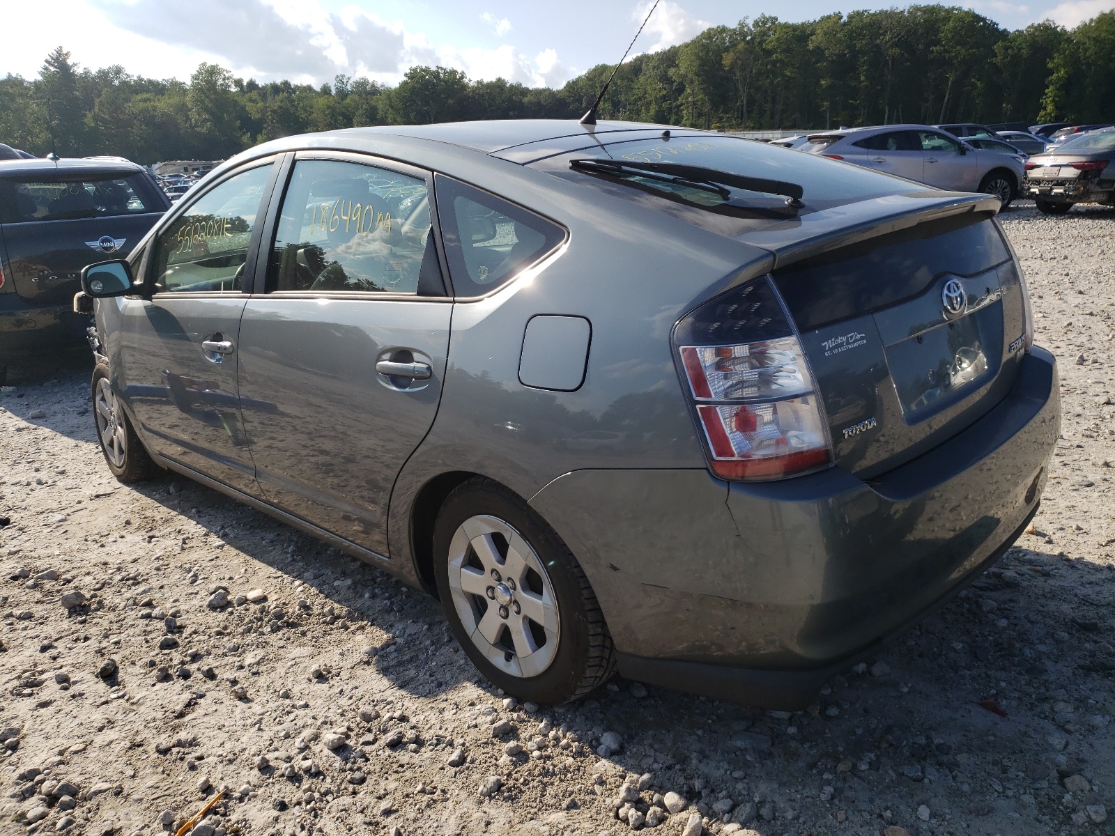 Photo 3 from auction – 2005 TOYOTA PRIUS with VIN JTDKB20U553047922