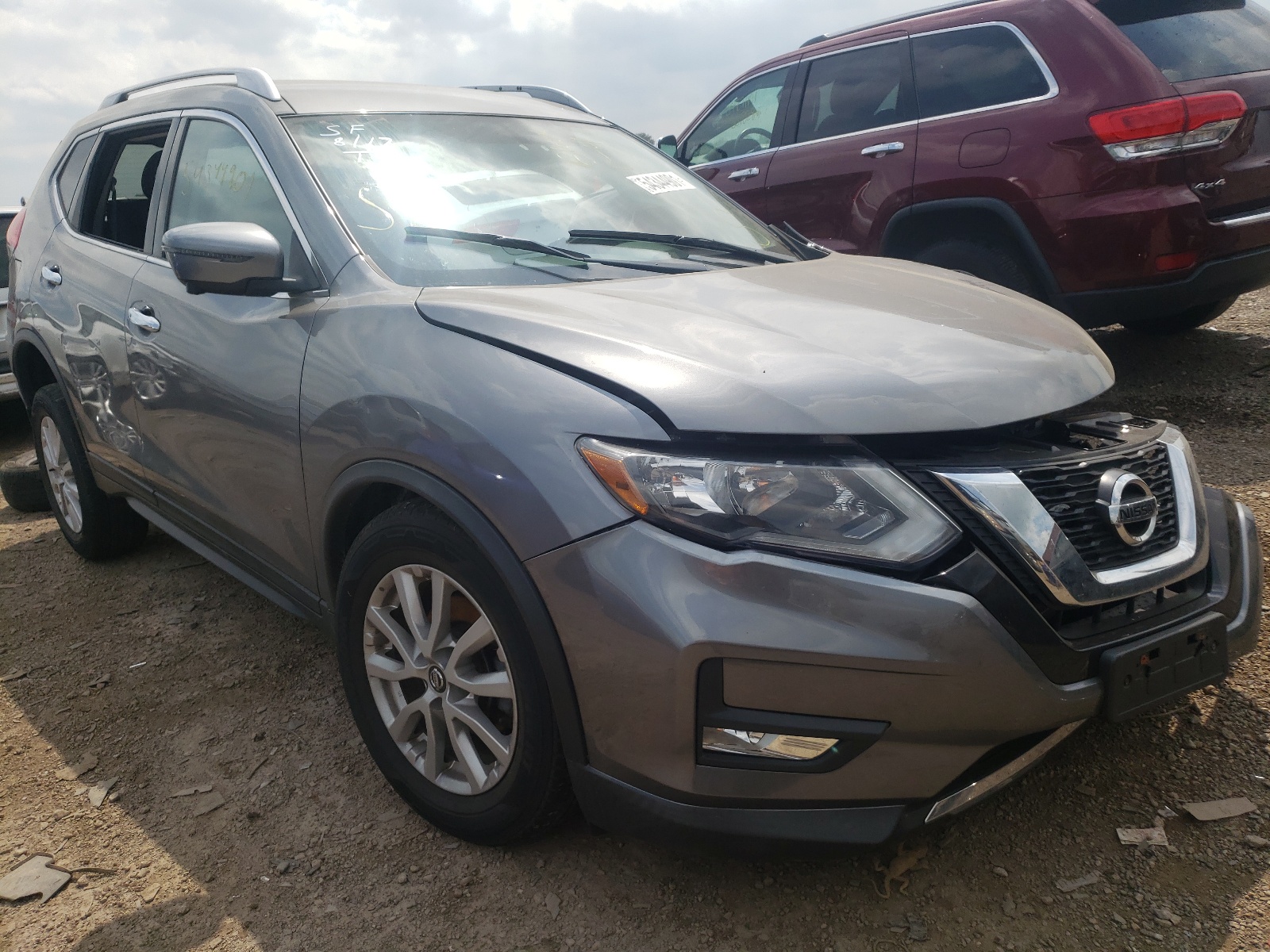 NISSAN ROGUE S 2017 with VIN KNMAT2MV8HP570246 - Photo from auction