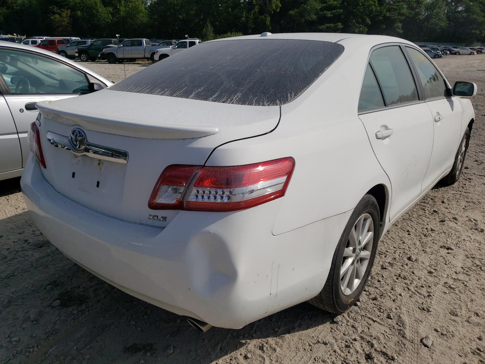Photo 4 from auction – 2011 TOYOTA CAMRY BASE with VIN 4T4BF3EK2BR126912