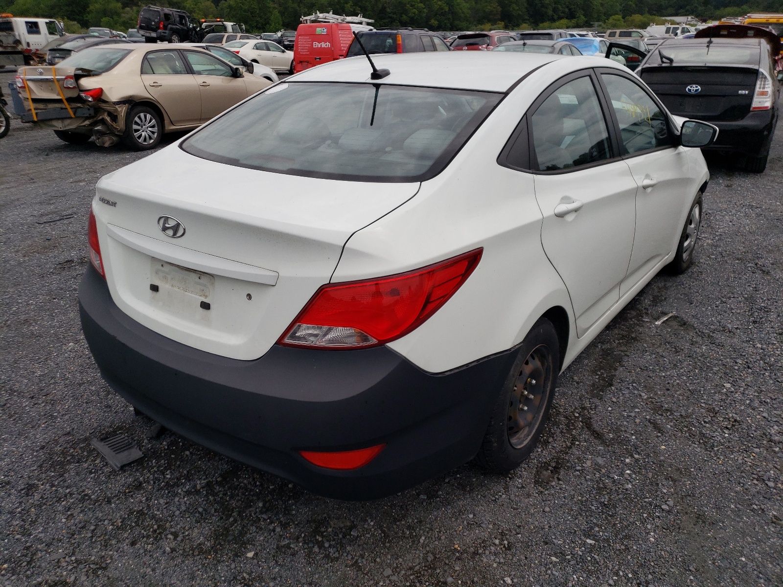 Photo 4 from auction – 2015 HYUNDAI ACCENT GLS with VIN KMHCT4AE5FU923903