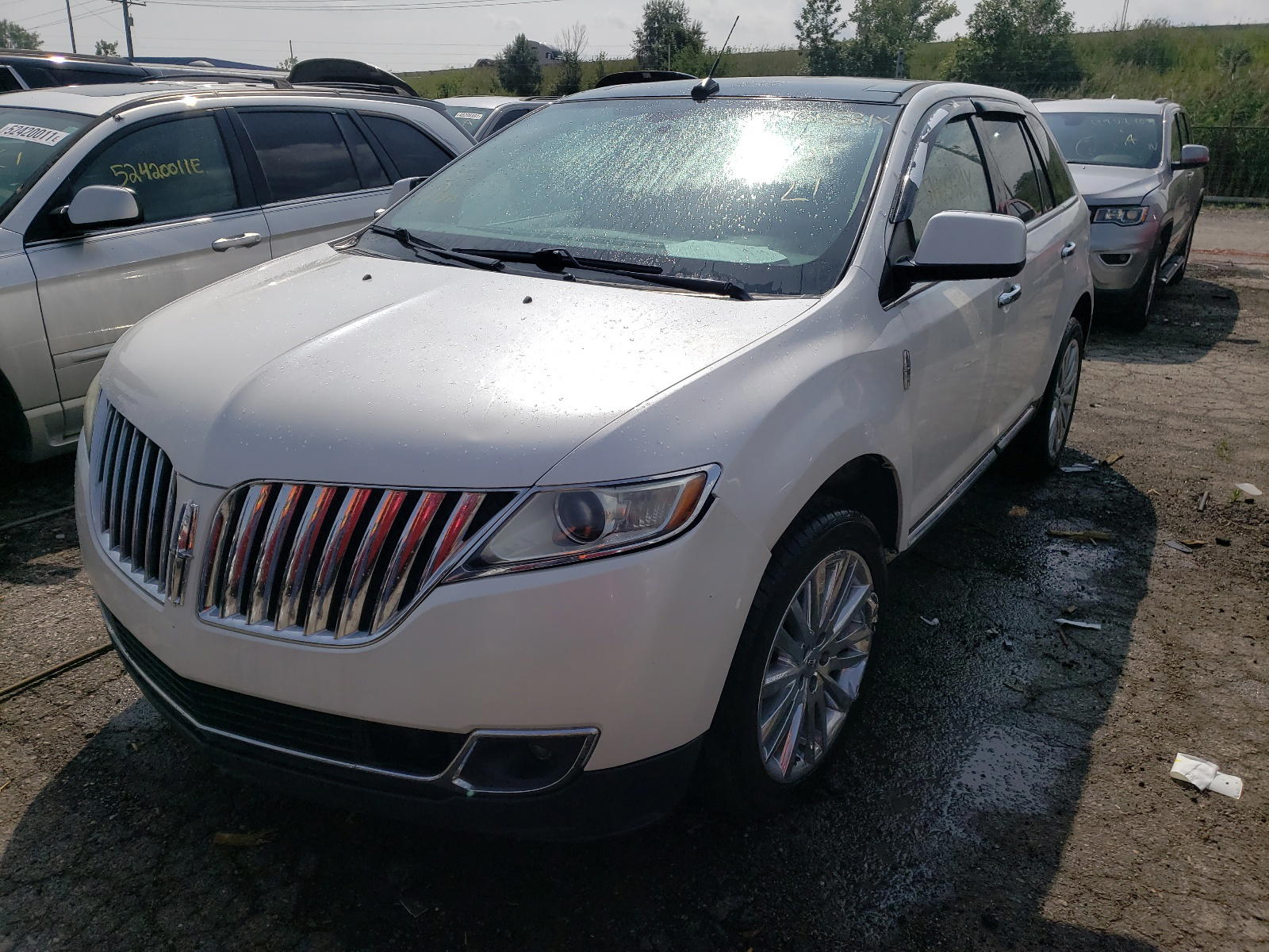 Photo 2 from auction – 2011 LINCOLN MKX with VIN 2LMDJ8JK7BBJ03253