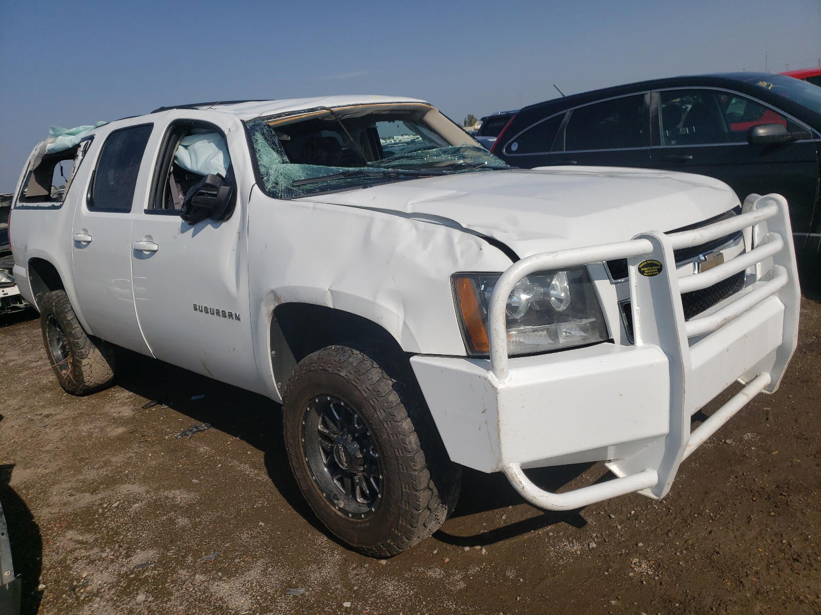 CHEVROLET SUBURBAN K 2011 with VIN 1GNWKLEG5BR366554 - Photo from auction