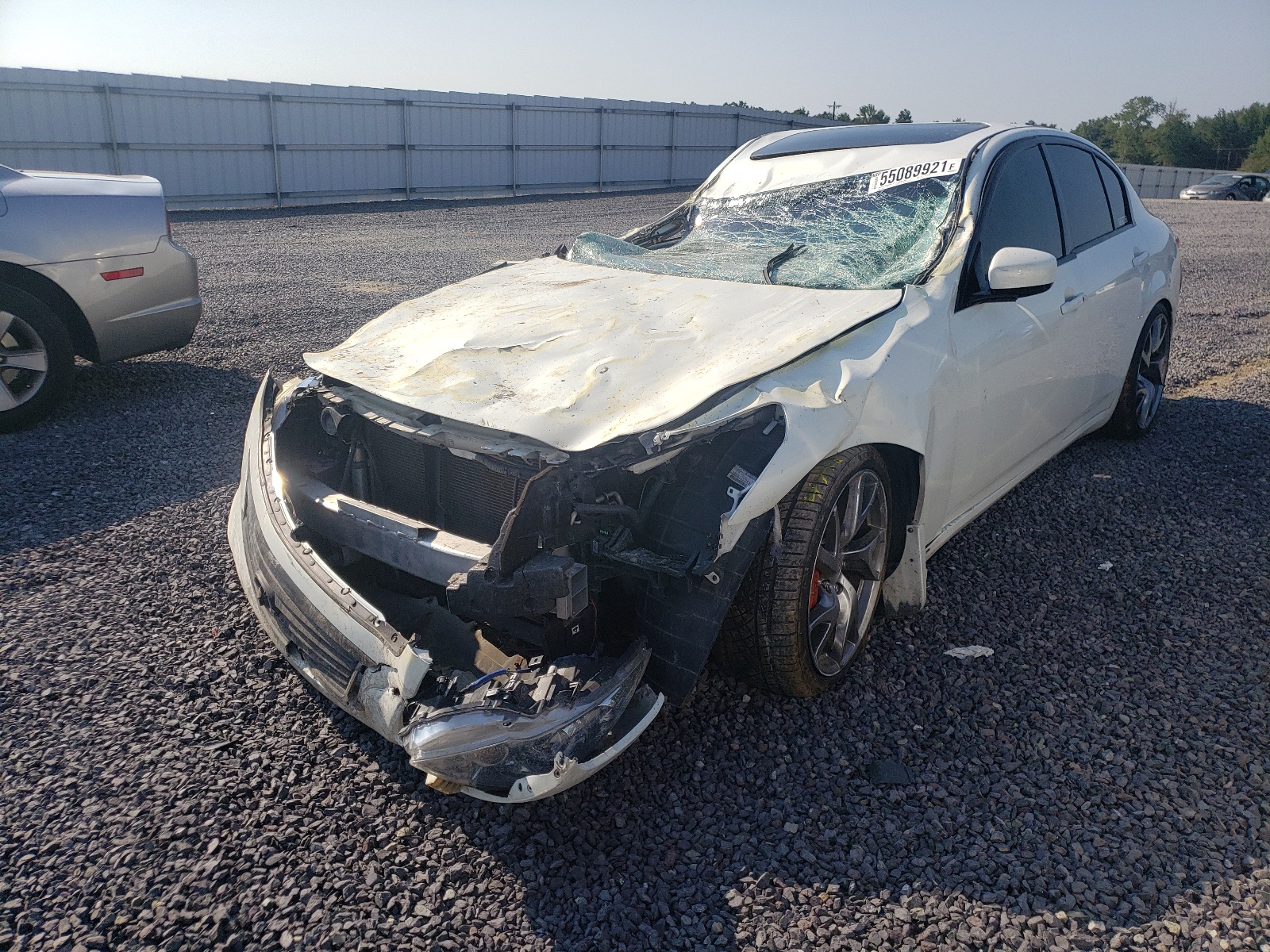 Photo 2 from auction – 2011 INFINITI G37 with VIN JN1CV6AR2BM406102
