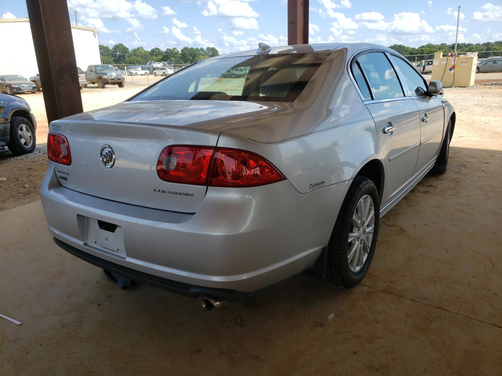 Photo 4 from auction – 2011 BUICK LUCERNE CX with VIN 1G4HA5EM9BU150088