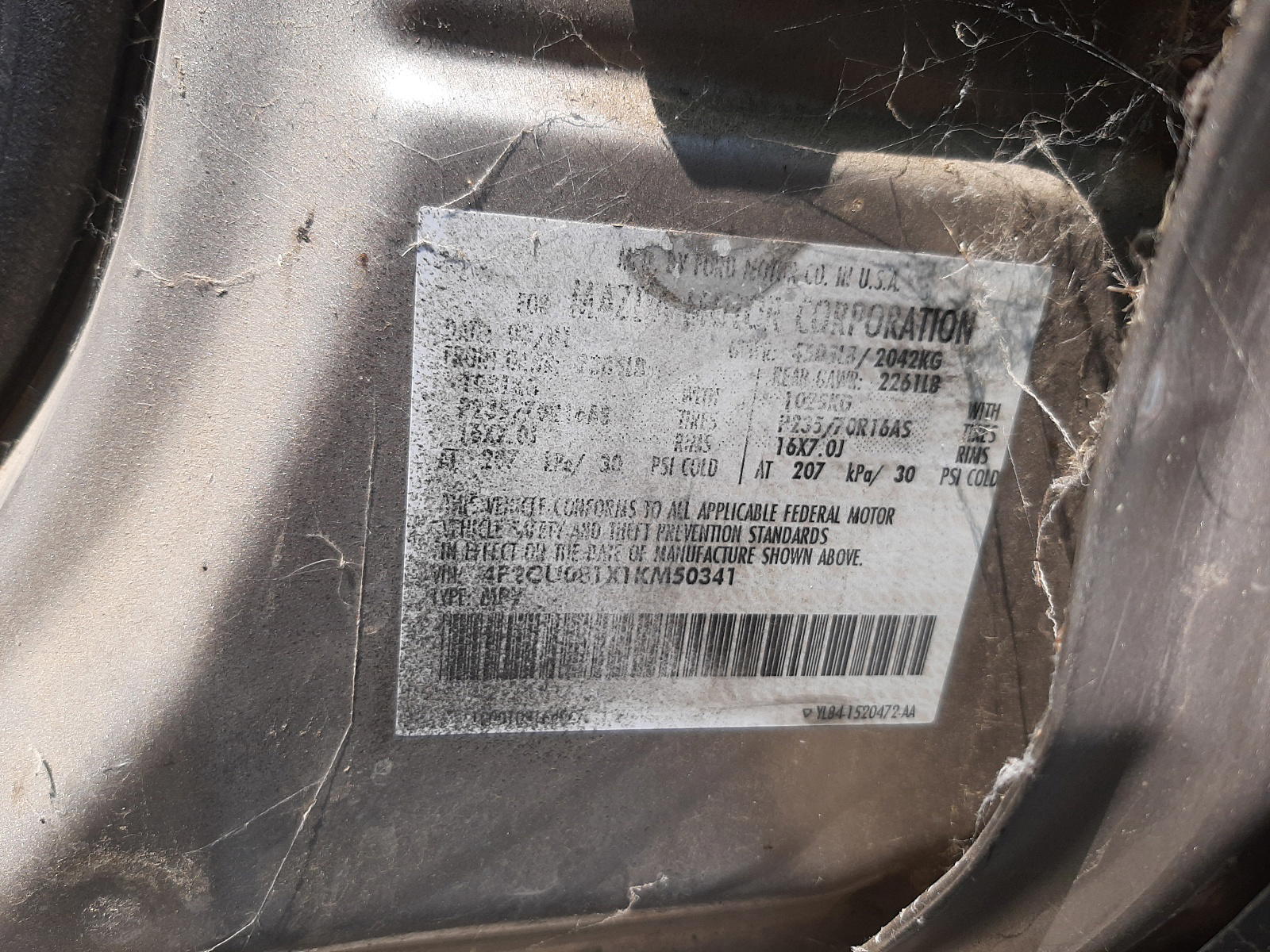 Photo 10 from auction – 2001 MAZDA TRIBUTE LX with VIN 4F2CU081X1KM50341