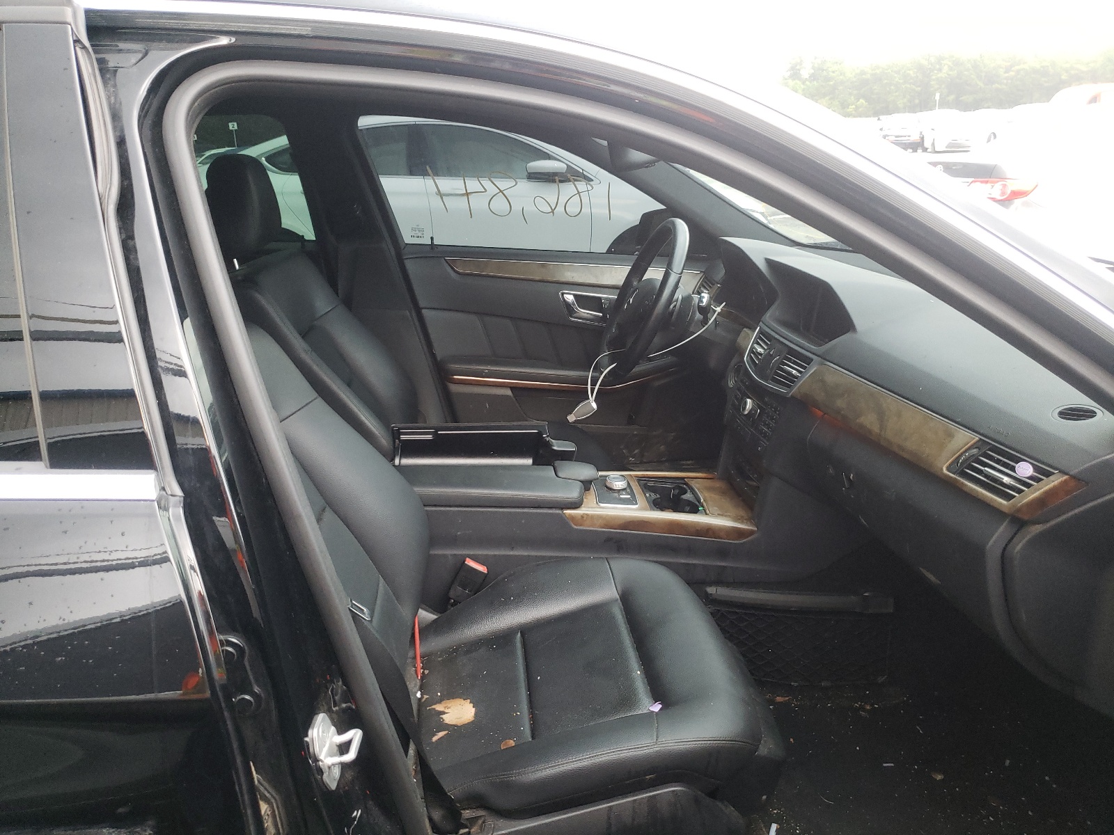 Photo 5 from auction – 2011 MERCEDES-BENZ E 350 4MAT with VIN WDDHF8HB9BA412698