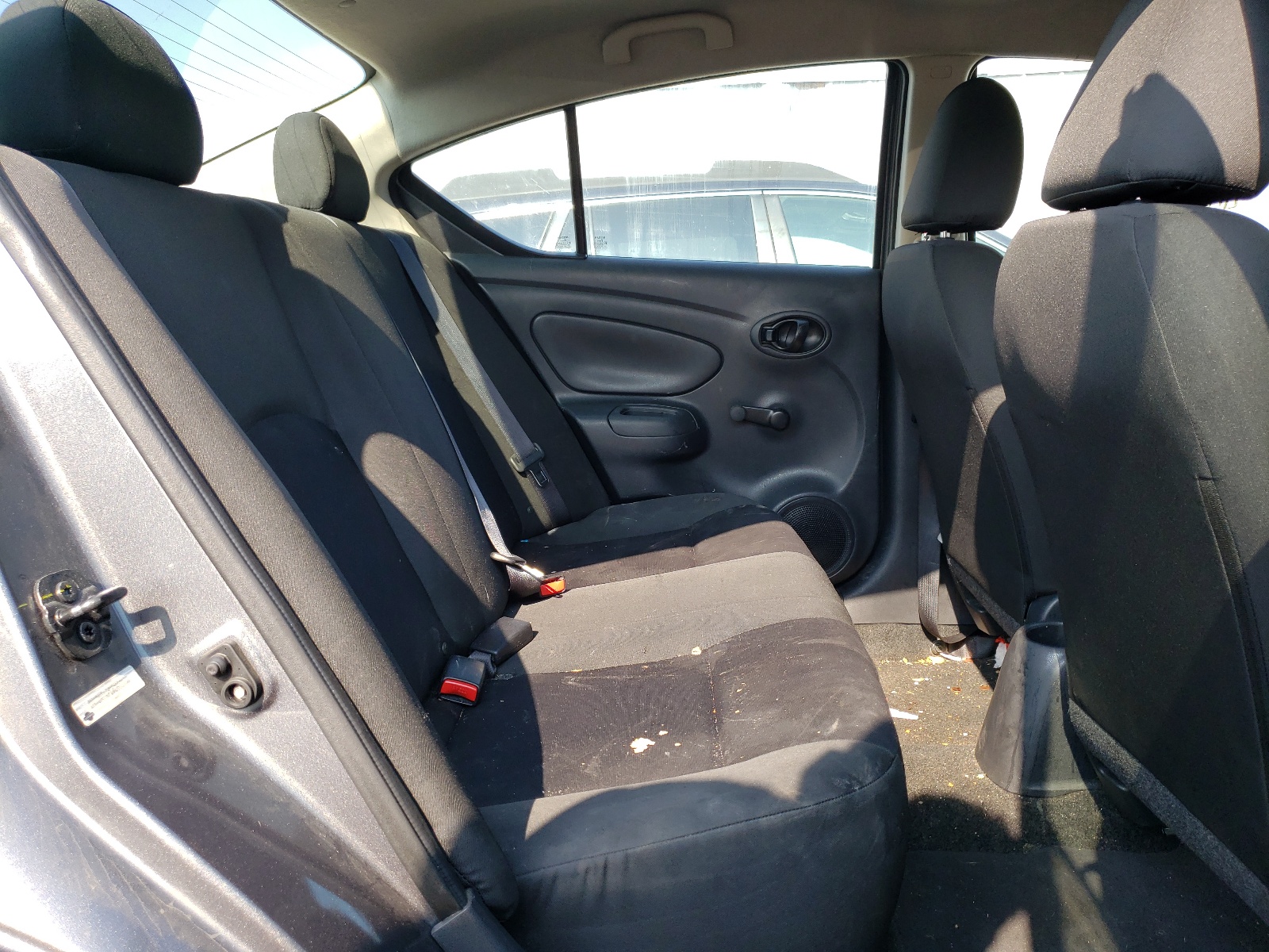 Photo 6 from auction – 2018 NISSAN VERSA S with VIN 3N1CN7AP9JL803108