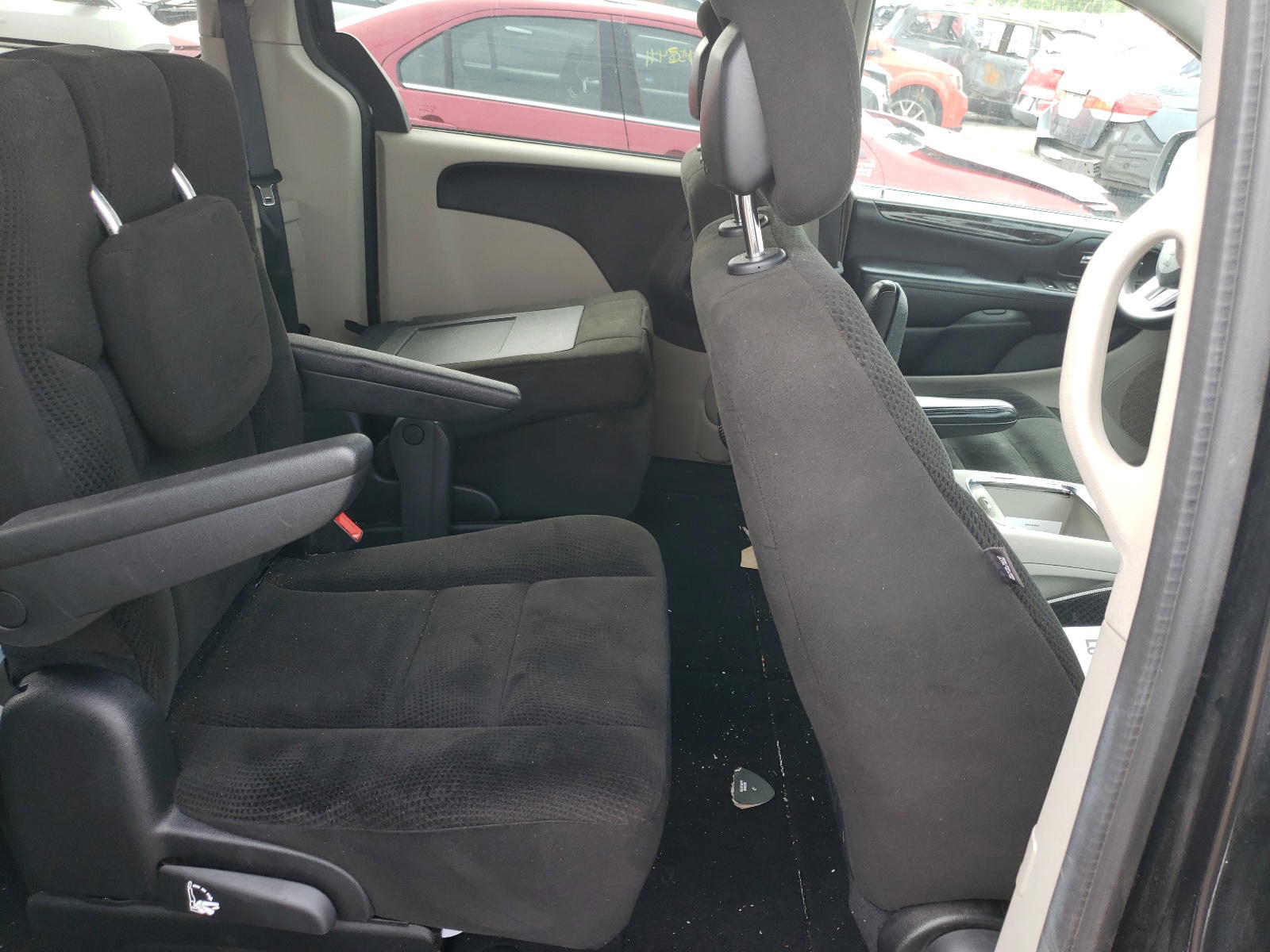 Photo 6 from auction – 2016 DODGE GRAND CARA with VIN 2C4RDGCG3GR184928