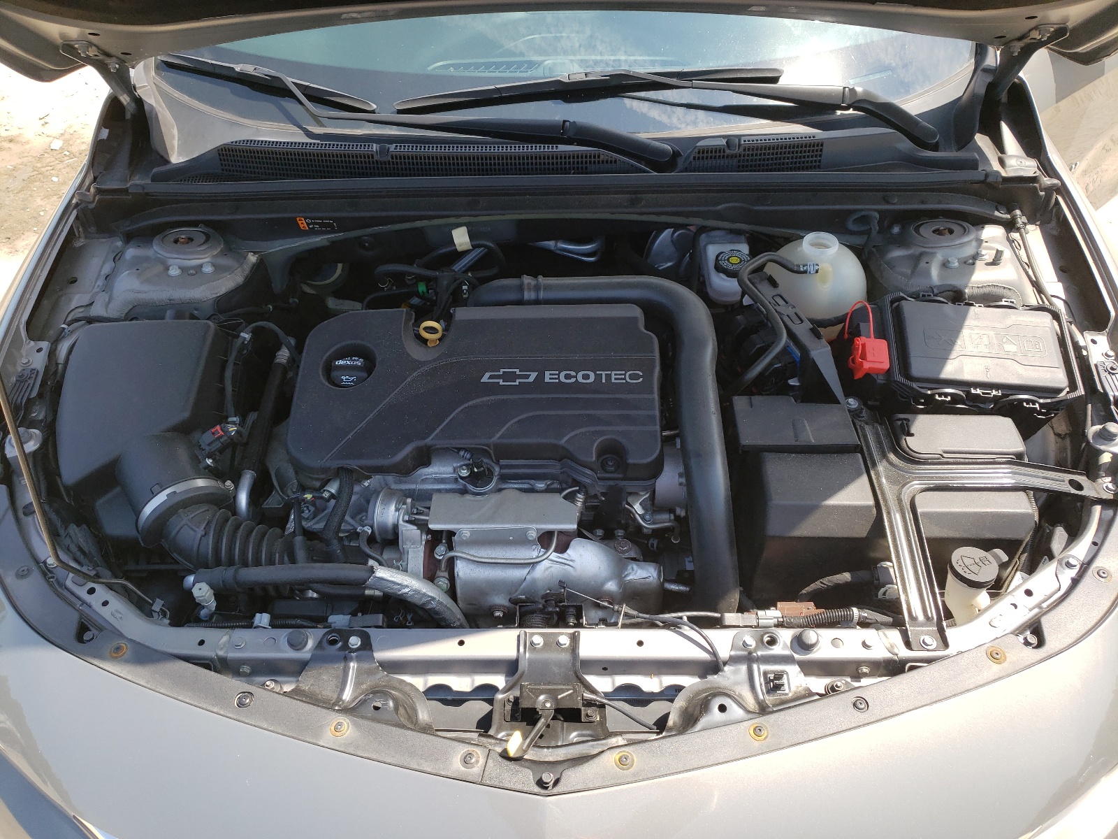 Photo 7 from auction – 2018 CHEVROLET MALIBU LT with VIN 1G1ZD5ST7JF101480