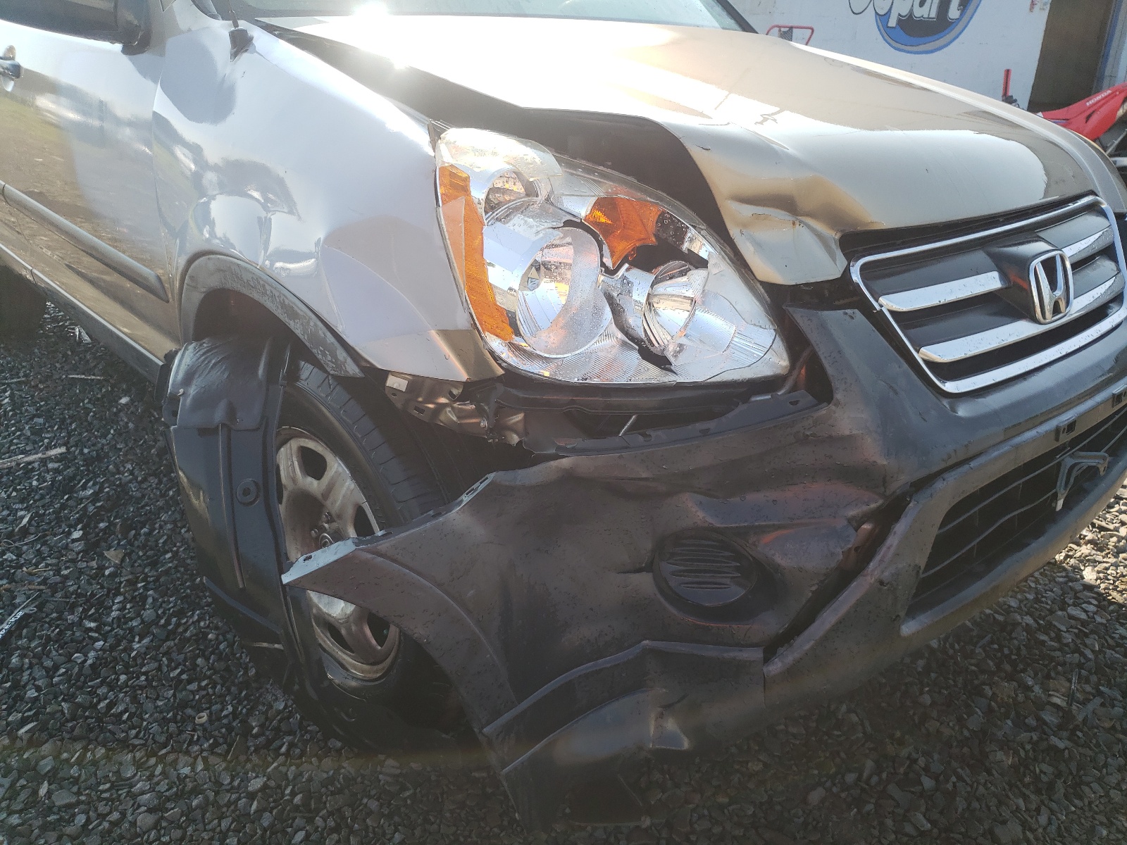 Photo 9 from auction – 2006 HONDA CR-V LX with VIN JHLRD78556C047197