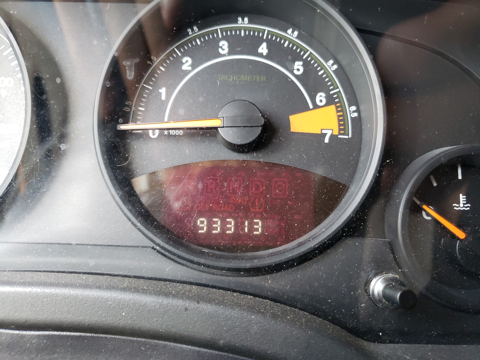 Photo 8 from auction – 2015 JEEP PATRIOT SP with VIN 1C4NJPBB0FD296214