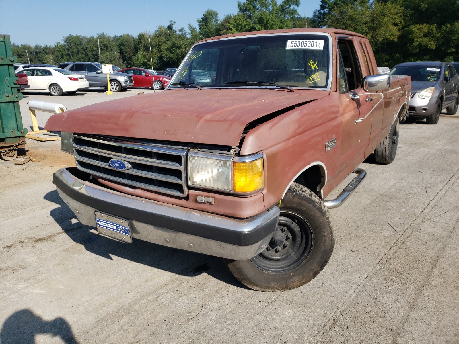 Photo 2 from auction – 1990 FORD F250 with VIN 1FTHX25G7LKB52155