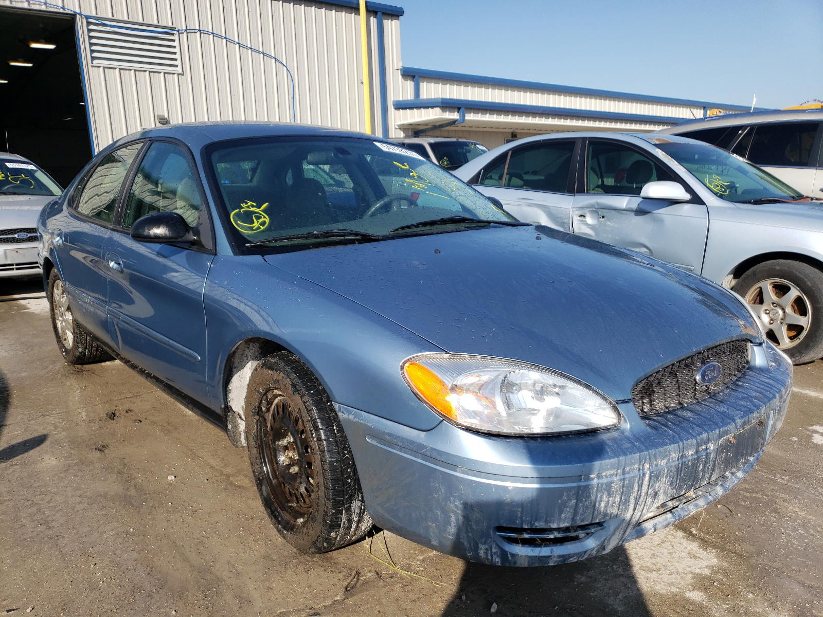 FORD TAURUS SE 2007 with VIN 1FAFP53U97A216215 - Photo from auction