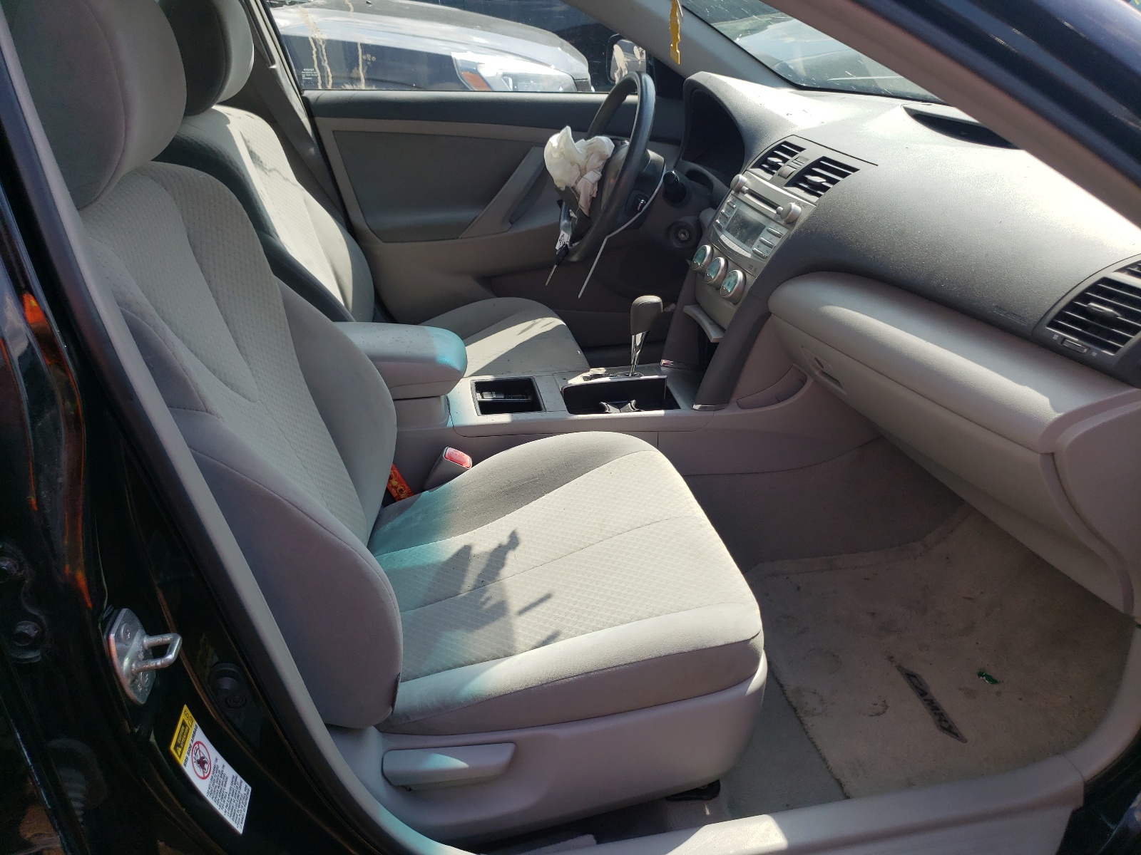 Photo 5 from auction – 2009 TOYOTA CAMRY BASE with VIN 4T4BE46K69R128311