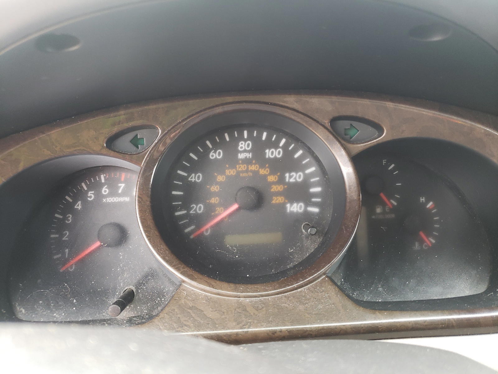 Photo 8 from auction – 2002 TOYOTA HIGHLANDER with VIN JTEHF21A920085357
