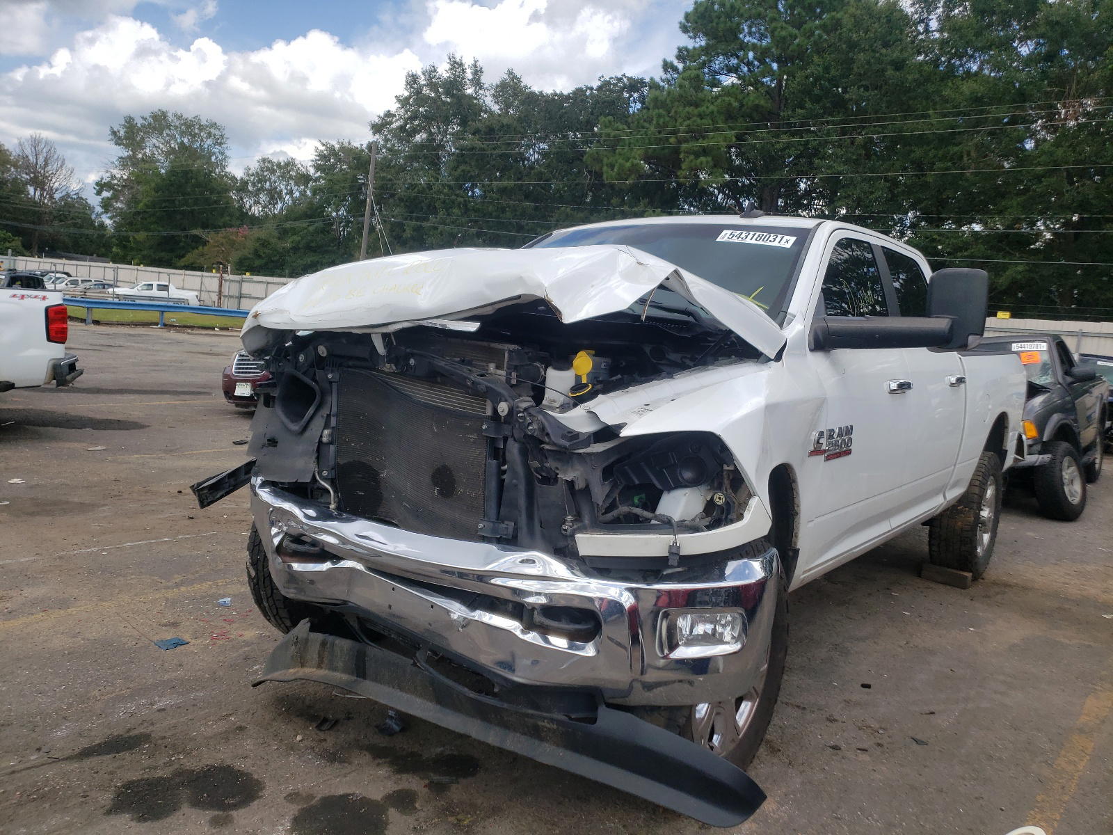 Photo 2 from auction – 2015 RAM 2500 SLT with VIN 3C6UR5DL2FG663302