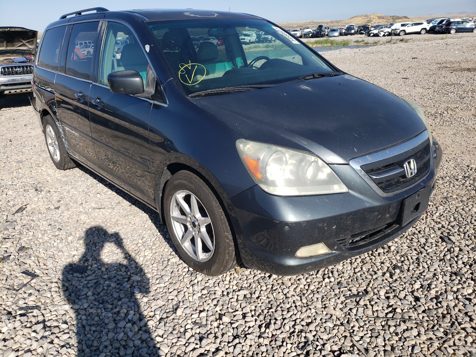 HONDA ODYSSEY TO 2005 with VIN 5FNRL38875B006347 - Photo from auction