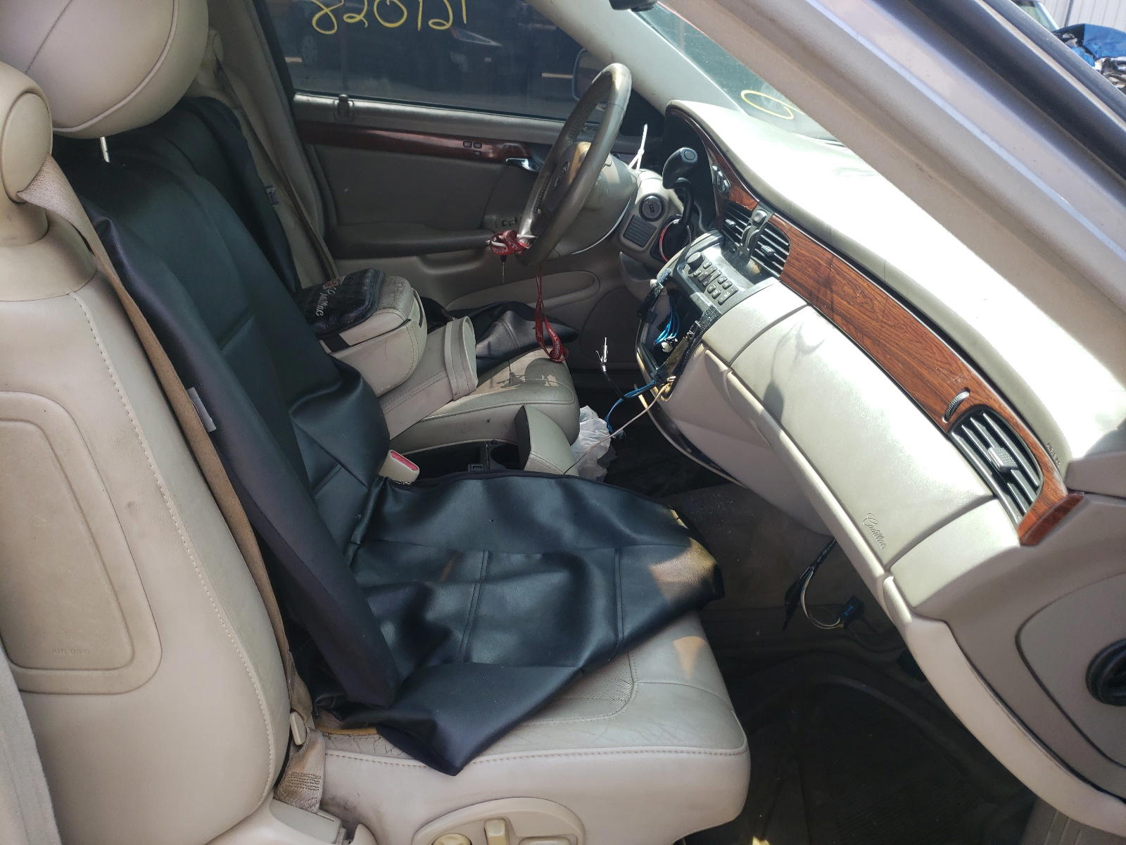 Photo 5 from auction – 2005 CADILLAC DEVILLE with VIN 1G6KD54Y95U213641