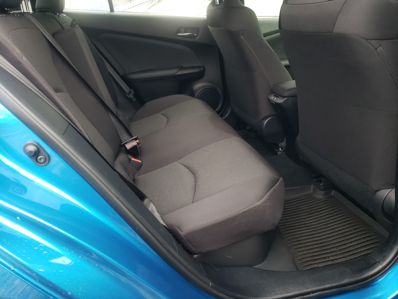 Photo 6 from auction – 2021 TOYOTA PRIUS SPEC with VIN JTDKAMFU0M3143607