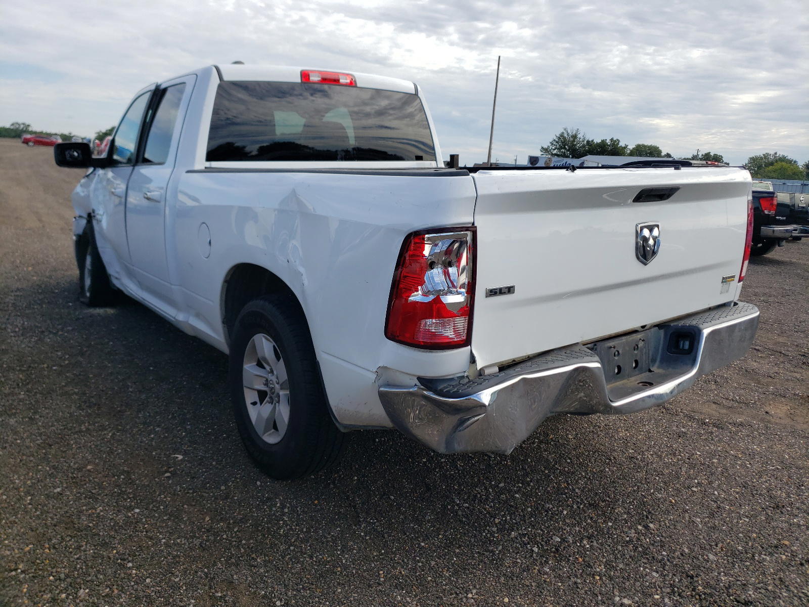 Photo 3 from auction – 2018 RAM 1500 SLT with VIN 1C6RR6GG5JS298772