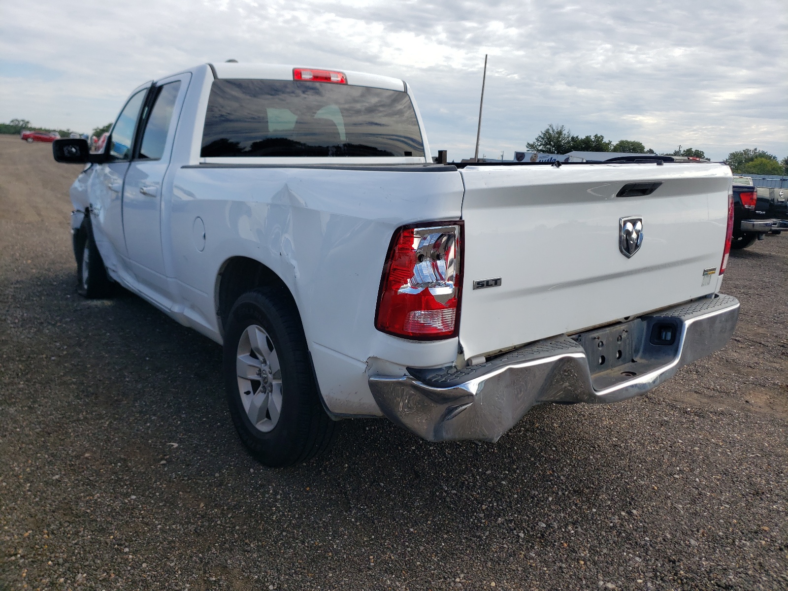 Фото 3 с аукциона – 2018 RAM 1500 SLT с VIN 1C6RR6GG5JS298772