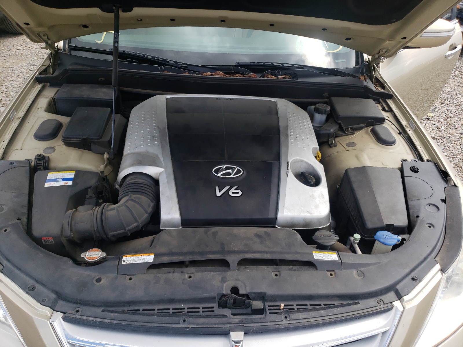 Photo 7 from auction – 2011 HYUNDAI GENESIS 3. with VIN KMHGC4DE7BU135907