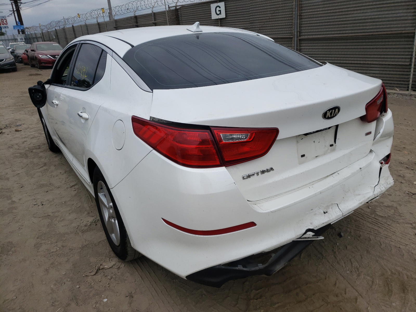 Photo 3 from auction – 2015 KIA OPTIMA LX with VIN KNAGM4A79F5651285